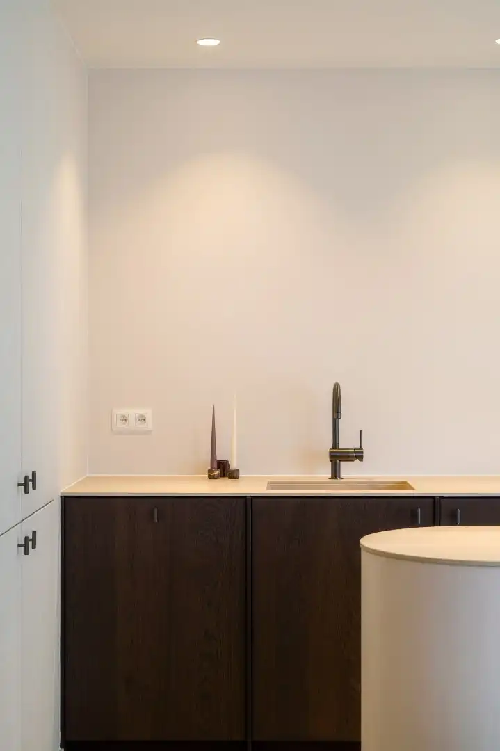 Luxueus gerenoveerd 3-slpk-appartement in hartje Oostende foto 8