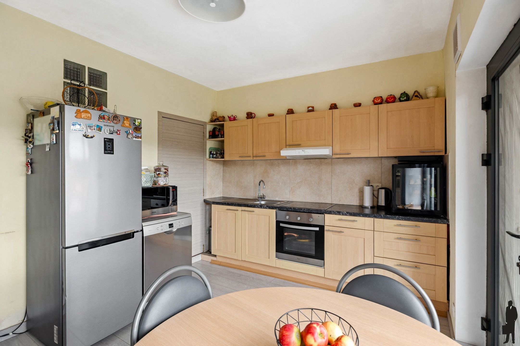 Appartementsgebouw op top-locatie te koop foto 22