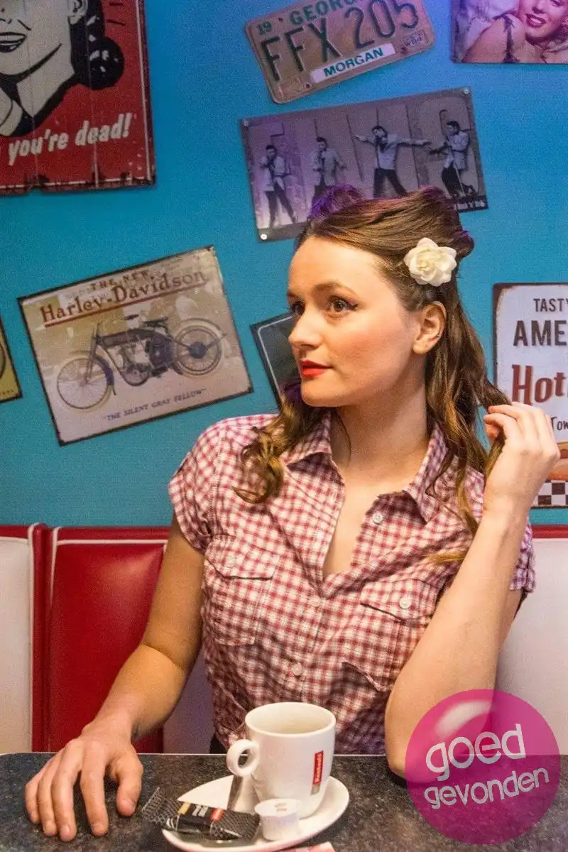 Handelsfonds - ijs en broodjesbar - parking - terras foto 18