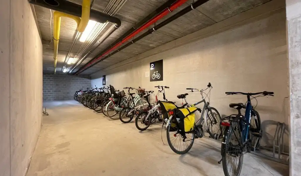 Duurzame kantoren te huur aan het station Antwerpen-Centraal foto 22