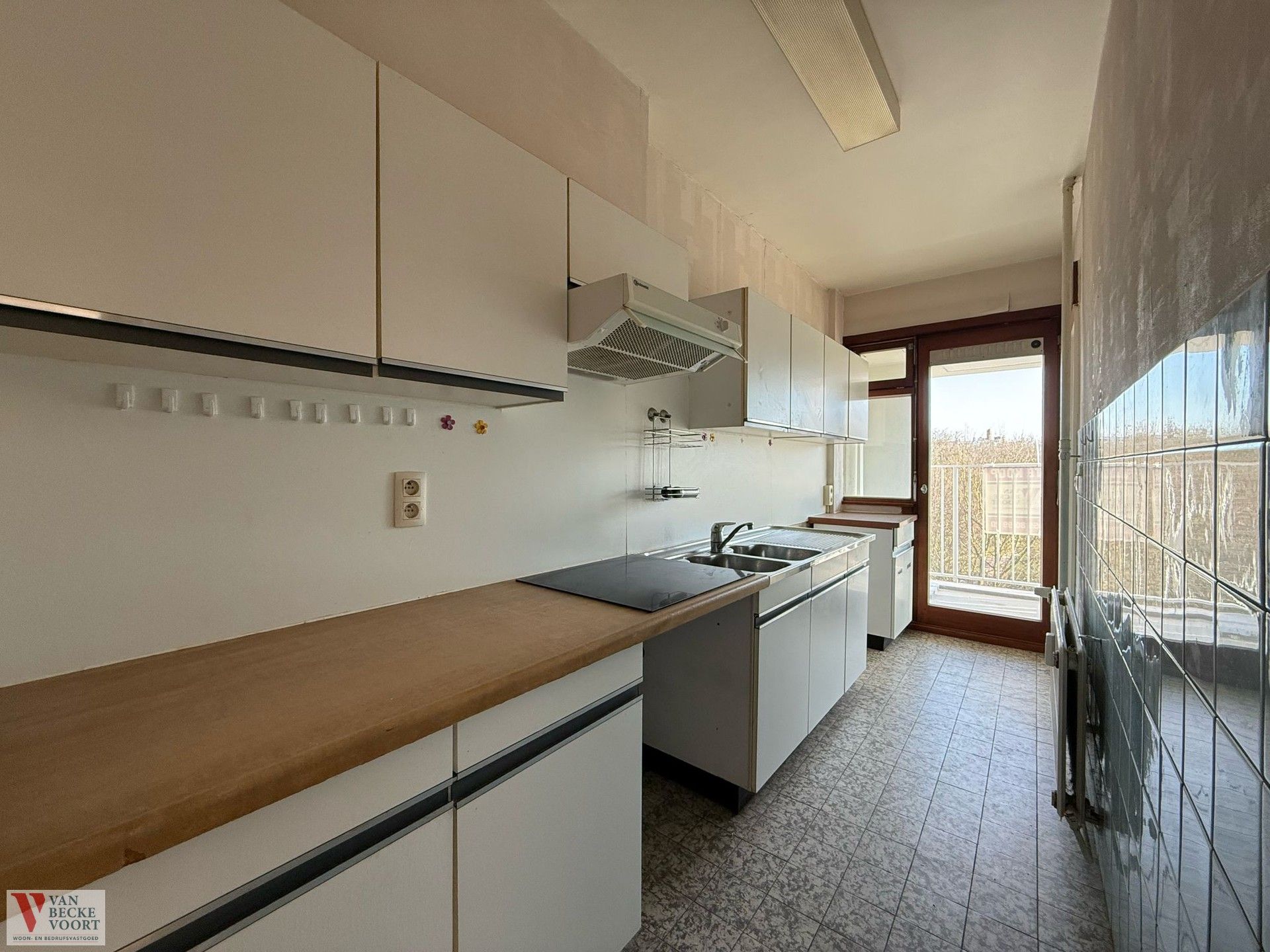 Ruim appartement met parkzicht foto 4