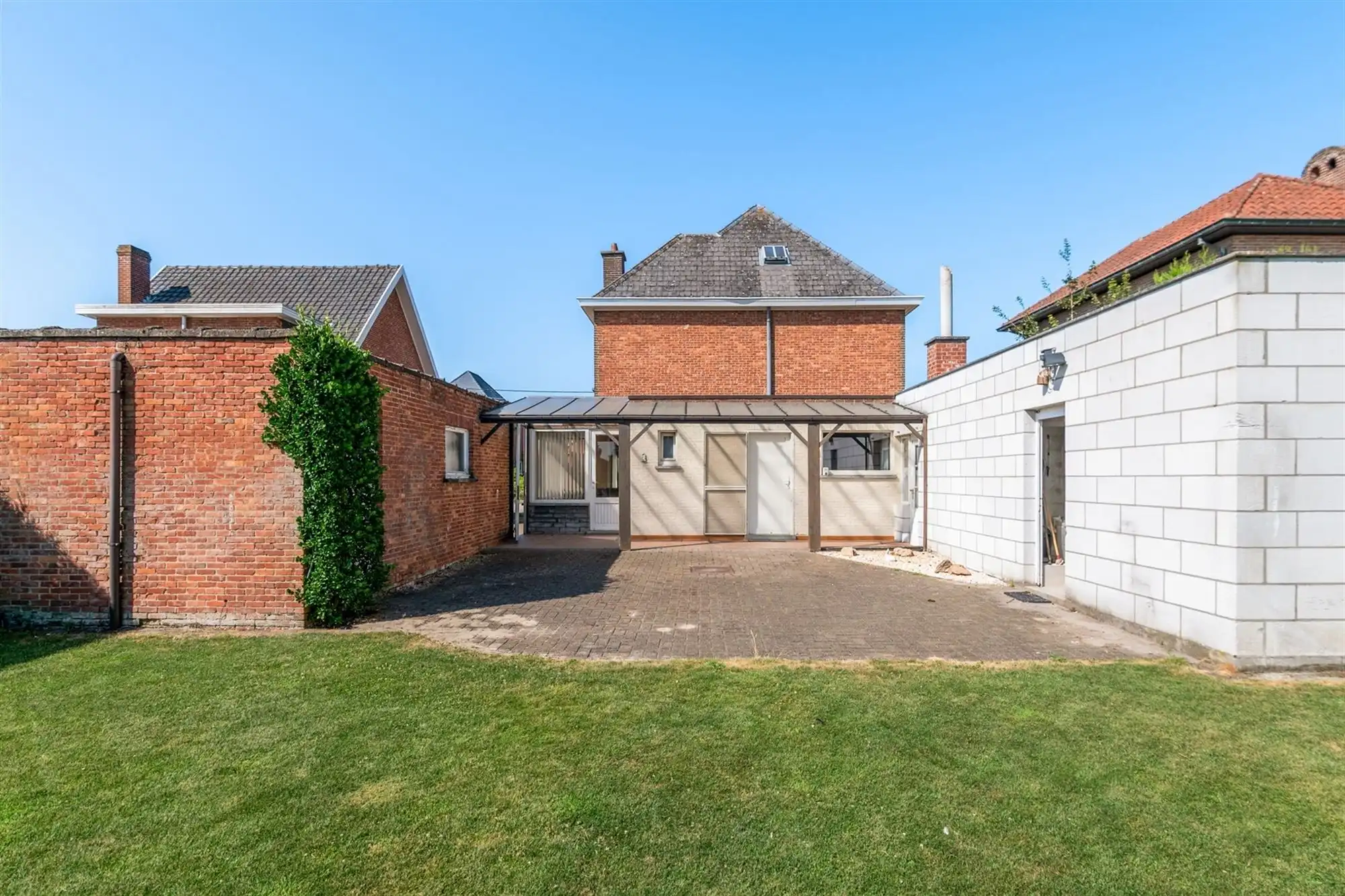 Verrassend ruime, karaktervolle woning te Putte foto 9