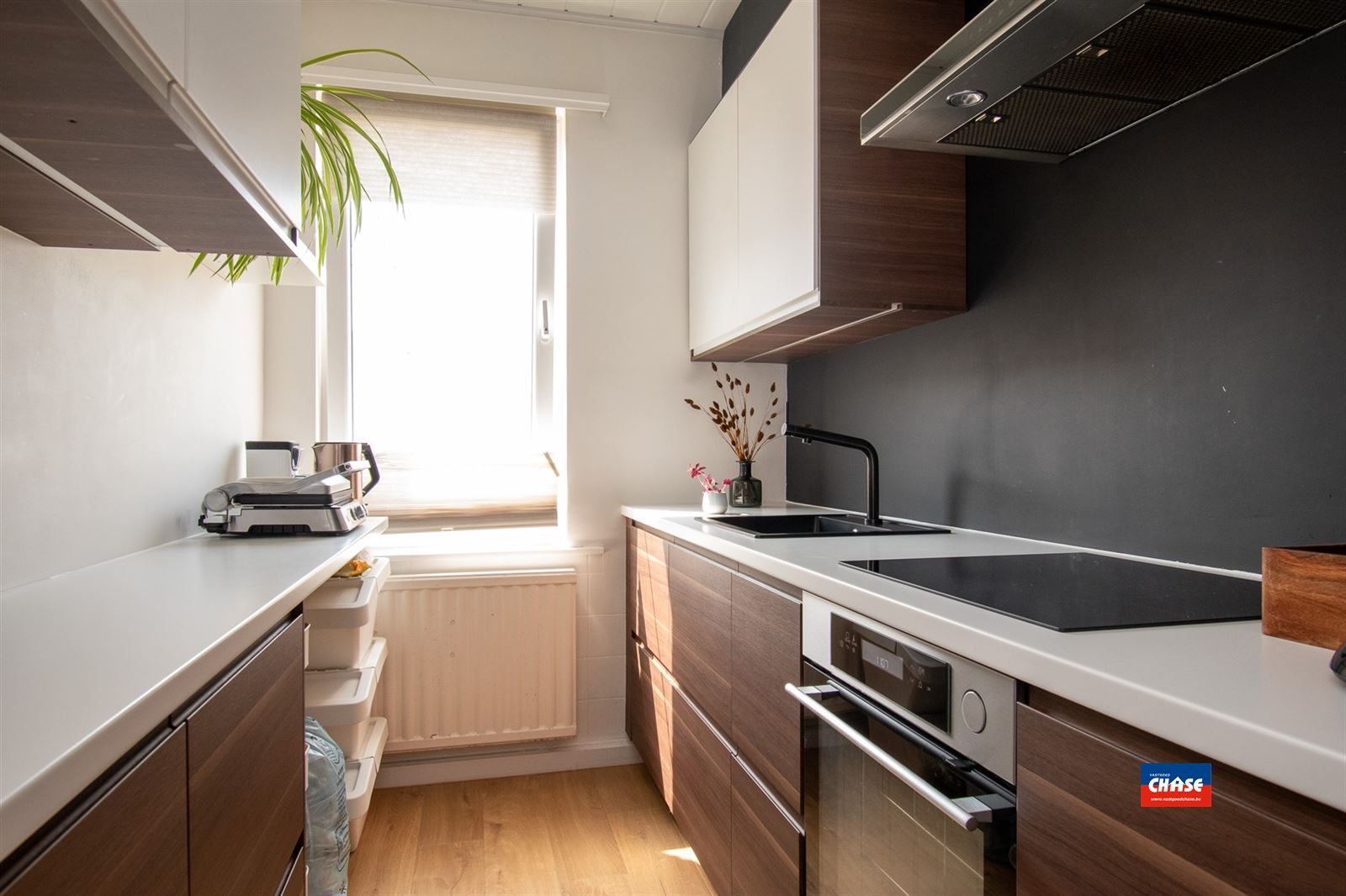 Instapklaar appartement met 2 slpks foto 5