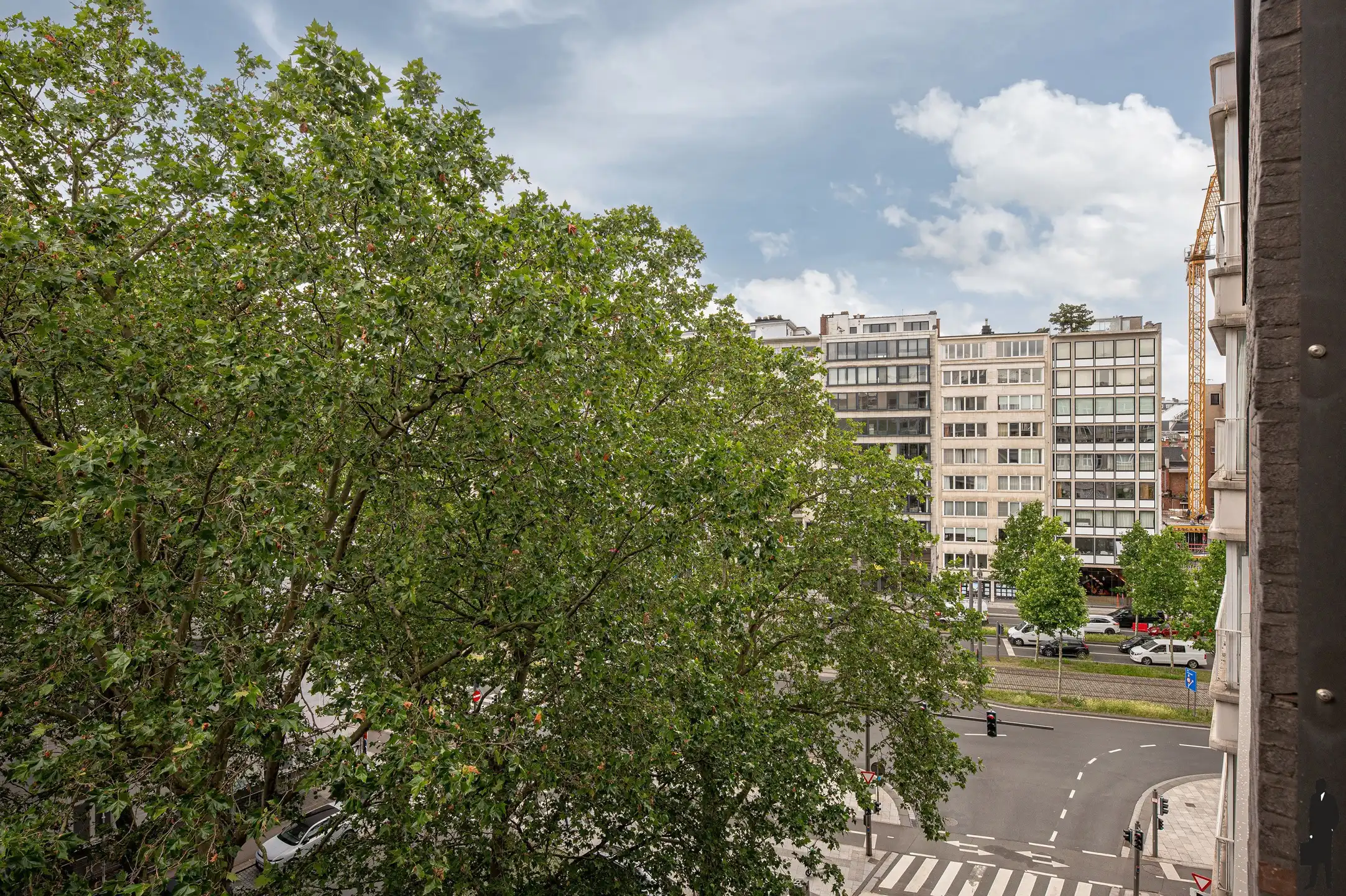 Prachtig en ruim appartement van 170 m² met groen uitzicht foto 7