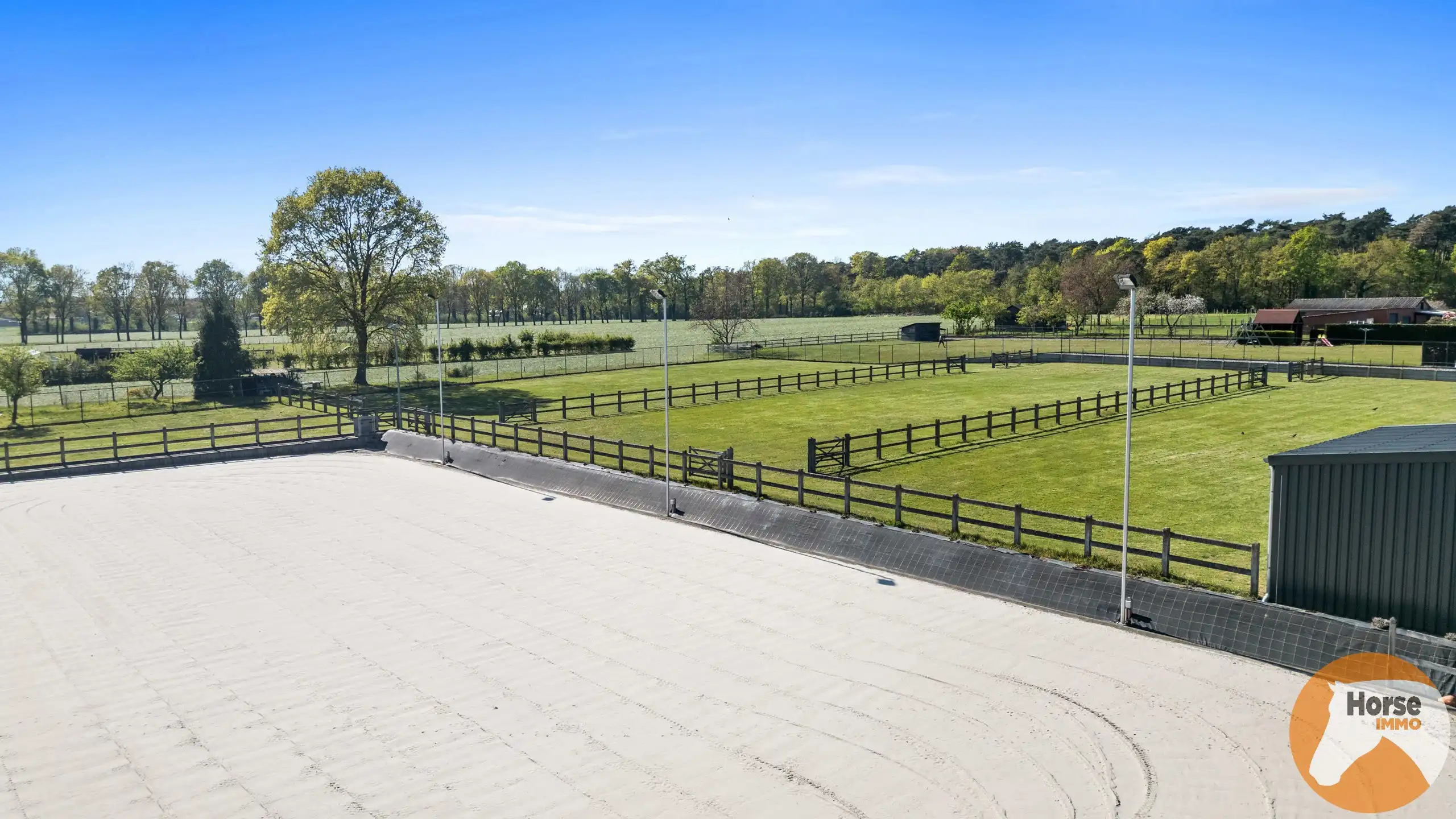 HEUSDEN-ZOLDER - Hoeve met paardenaccommodatie foto 37