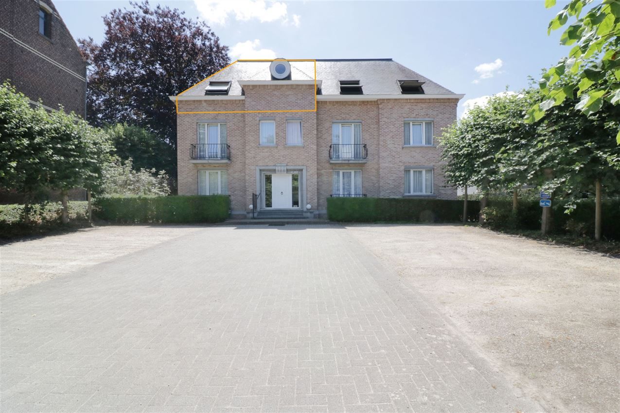 Appartement, 2 slpk, autostaanplaats in carport foto {{pictureIndex}}