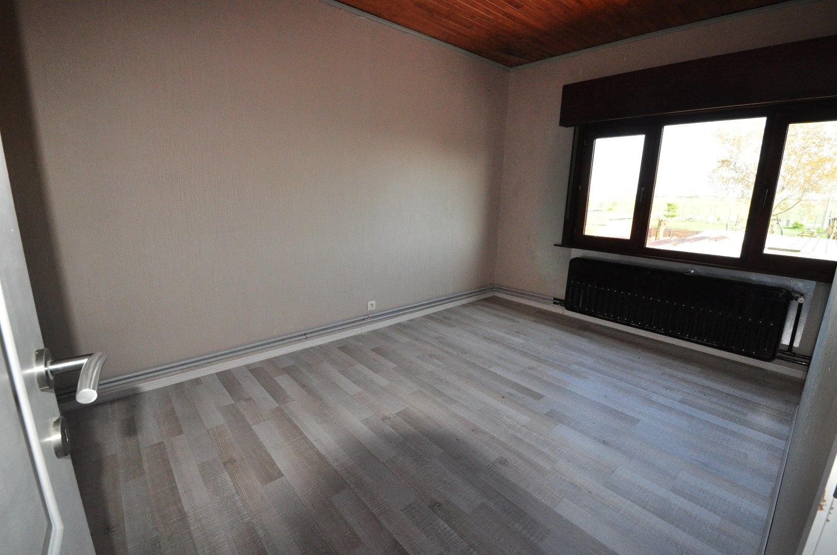 Woning met 2 slaapkamers en garage te Oostende  foto 16