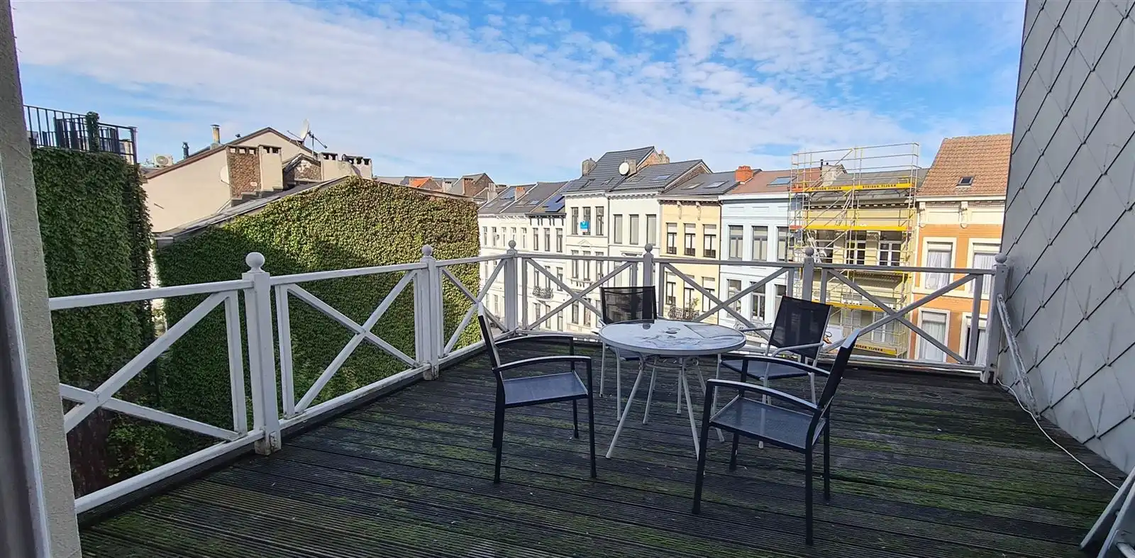 Prachtig duplex appartement met terras in karaktervol gebouw op wandelafstand van museum Schone Kunsten. foto 3