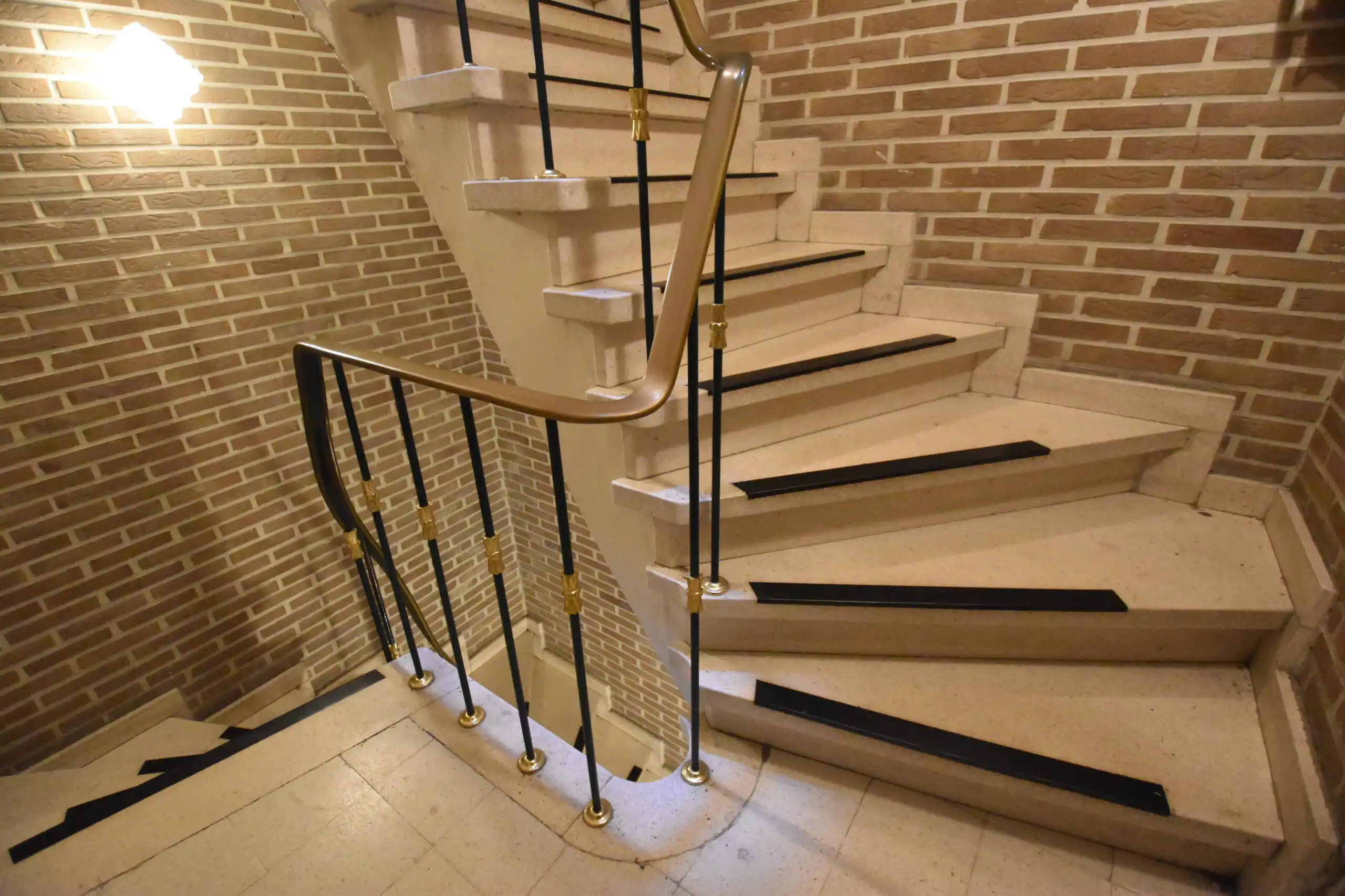 Unieke Vastgoedinvestering in hartje Sint-Niklaas foto 11