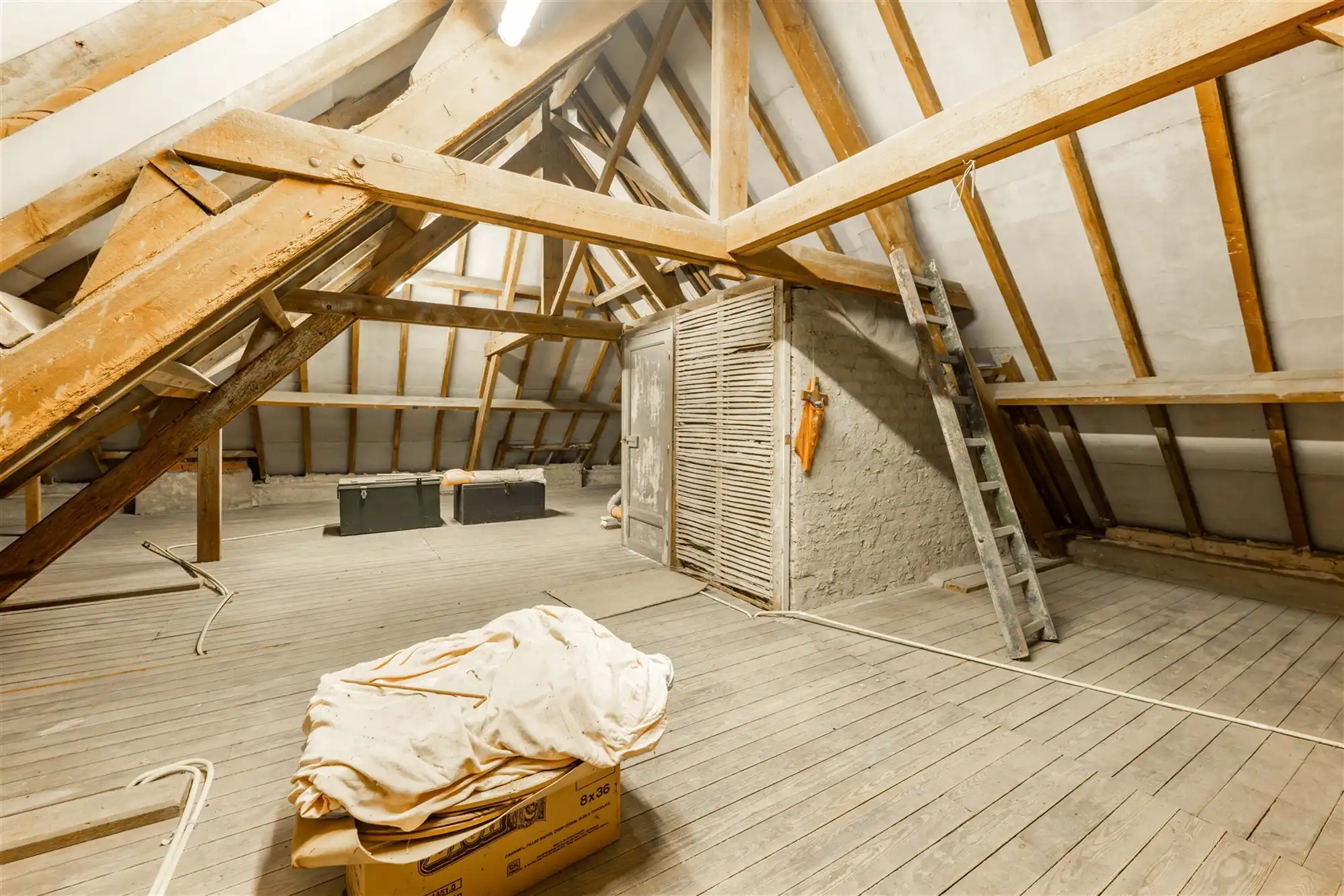 Woning met 4 slps, dubbele garage en zongerichte tuin foto 24