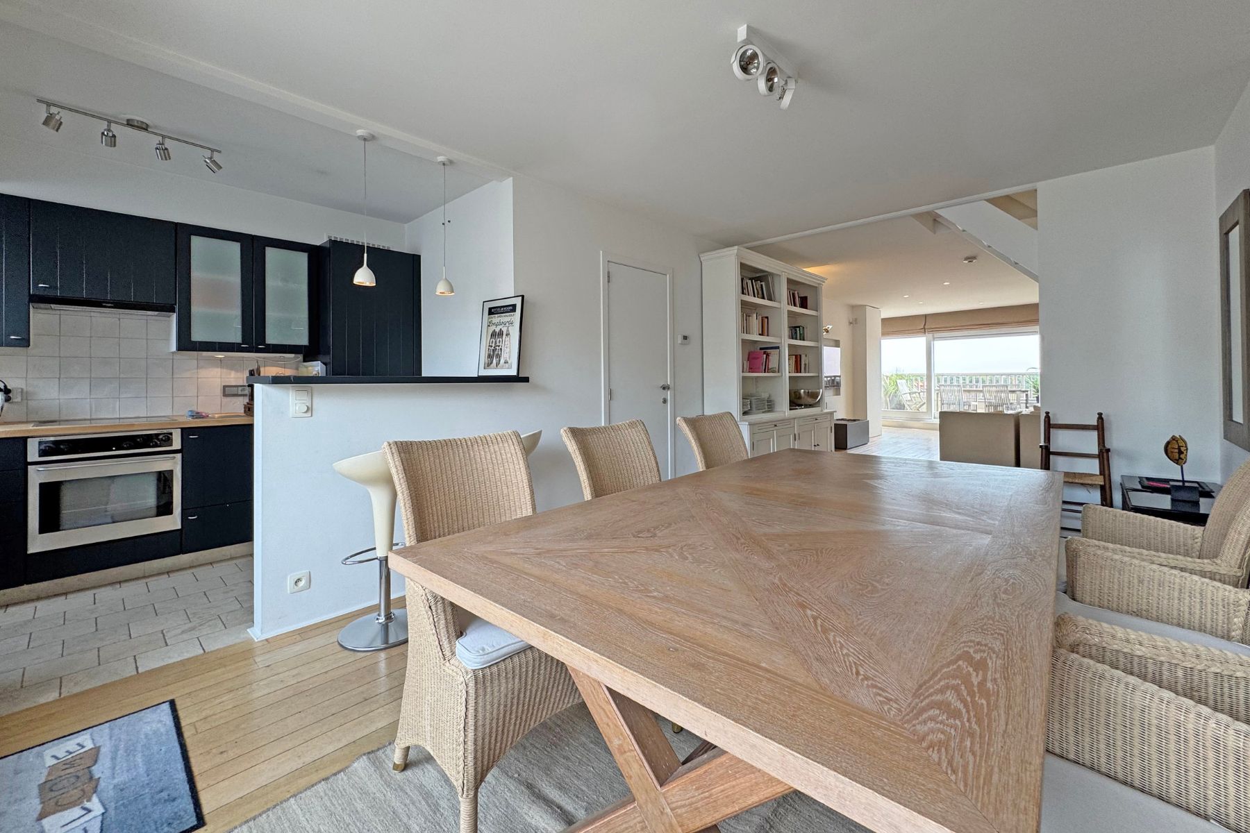 Gemeubeld Penthouse in het hart van het Zoute foto 25