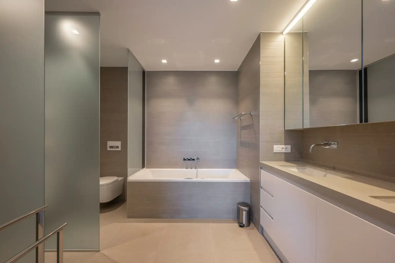 Exclusief appartement van 162 m2 in res. La Réserve met prachtig zicht op zegemeer foto 12