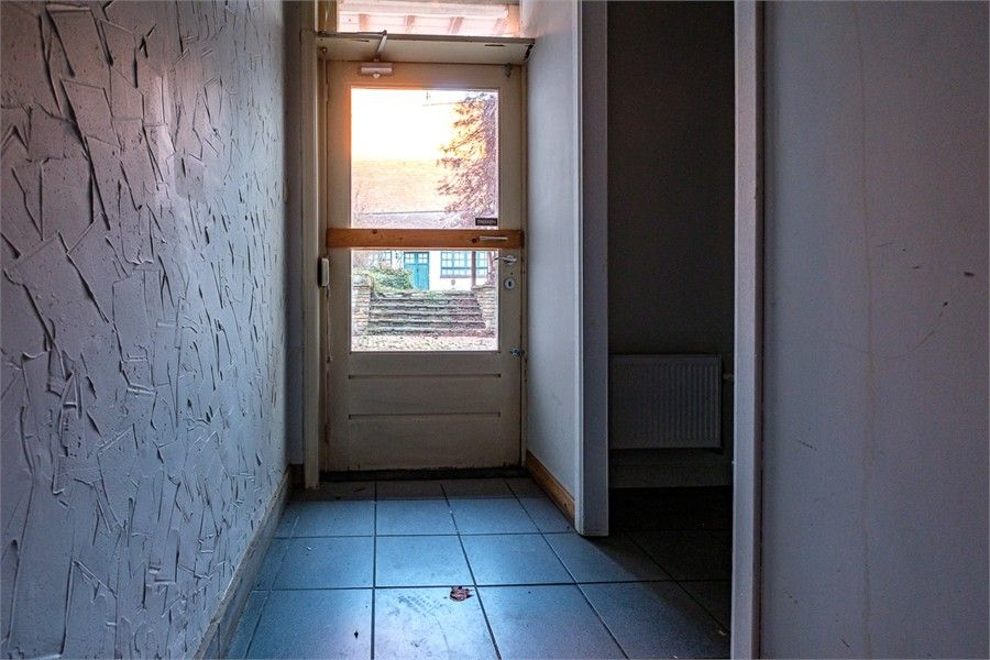 HANDELSRUIMTE MET VEEL POTENTIEEL TE HUUR IN HET CENTRUM VAN SINT-TRUIDEN foto 7