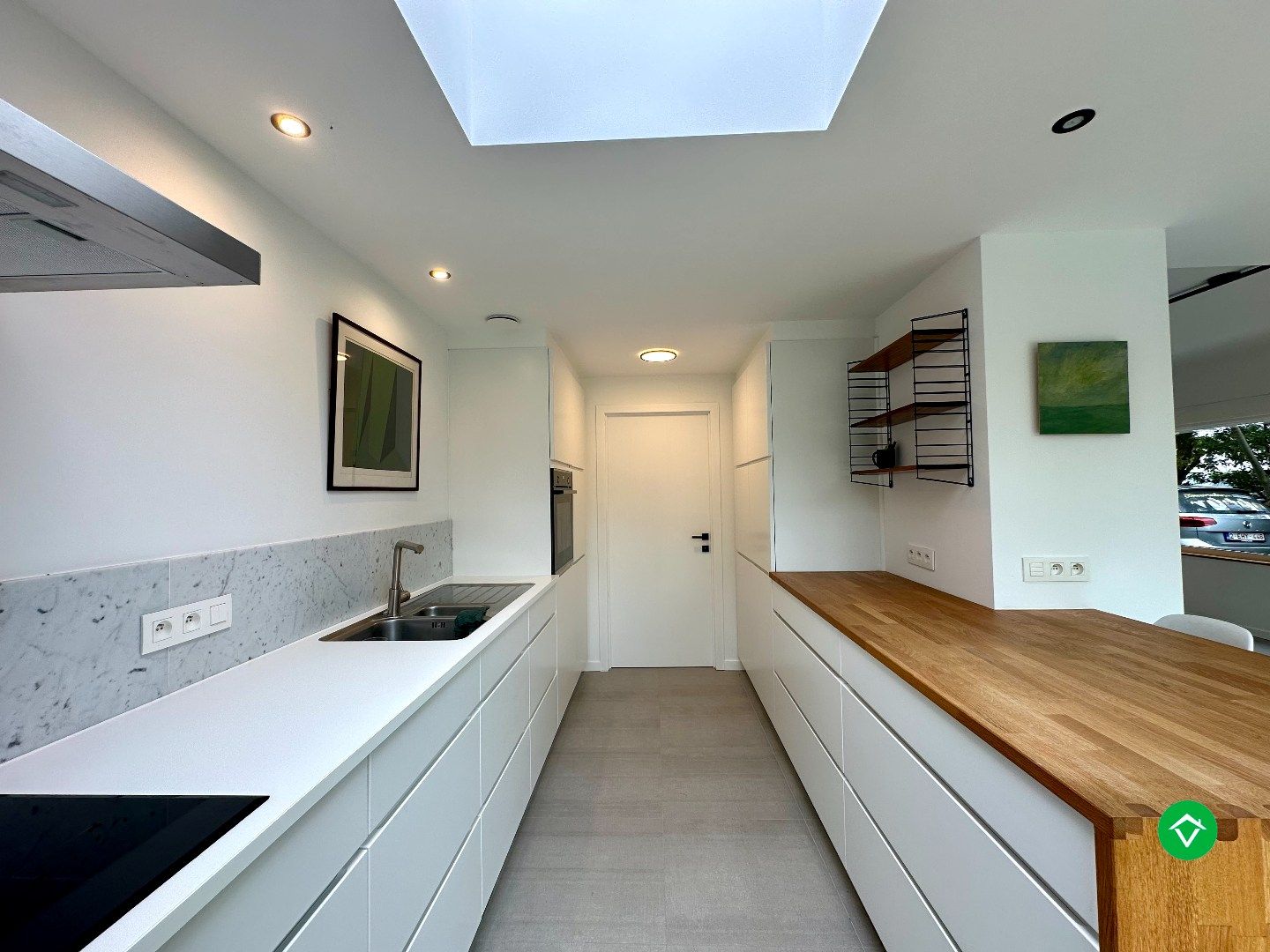 Instapklare gezinswoning met zonnige tuin, drie slaapkamers en garage te Sint-Andries foto 8