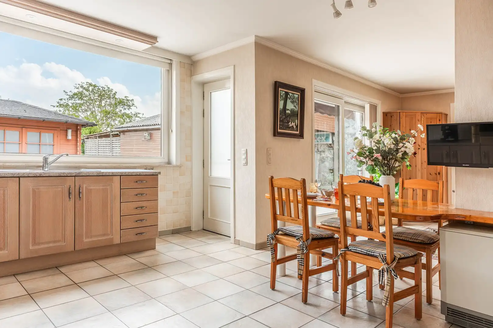 Landelijk wonen met ruimte, rust en eindeloze mogelijkheden foto 12