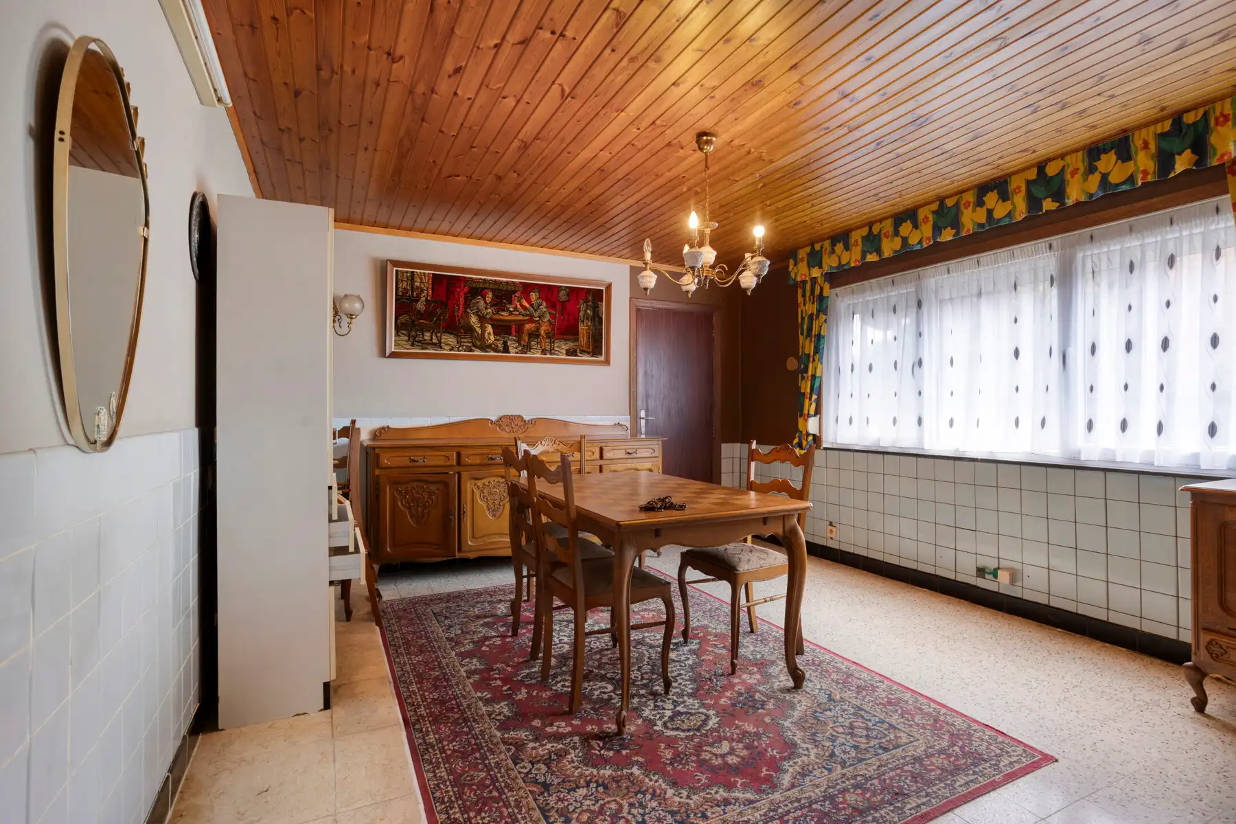 Te renoveren karaktervolle woning met tal van mogelijkheden foto 6
