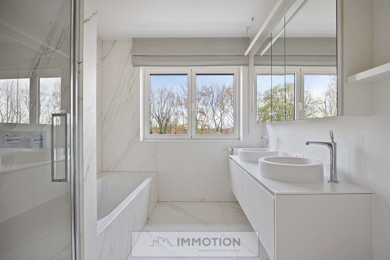 Exclusief appartement met 2 slaapkamers en garage foto 18