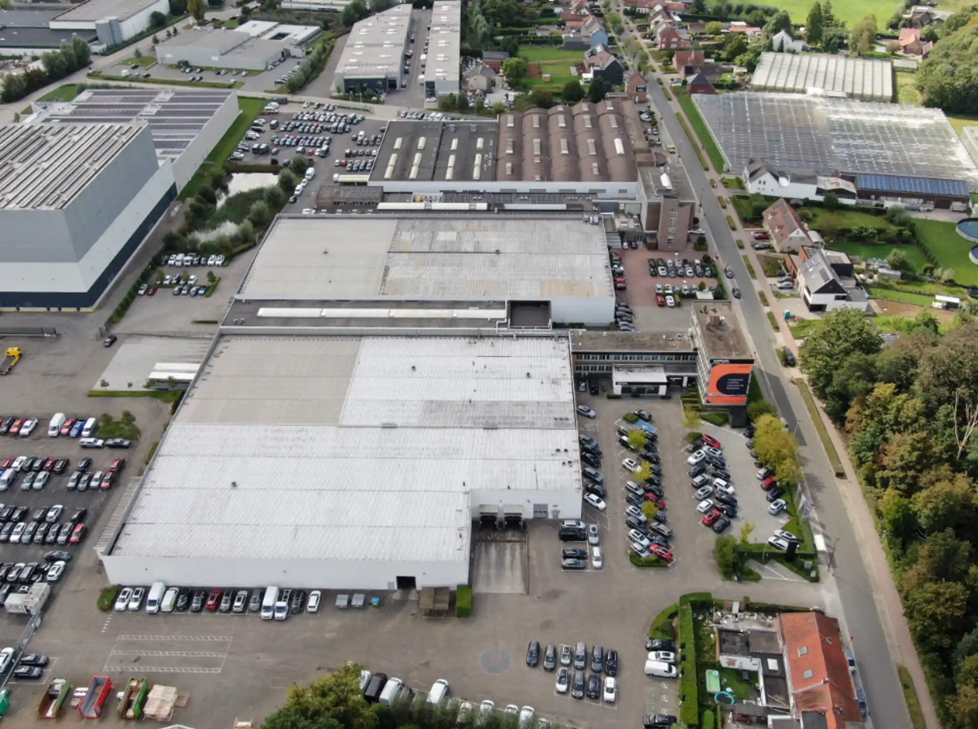 Bedrijfsvastgoed te huur Satenrozen 8 - 2550 Kontich