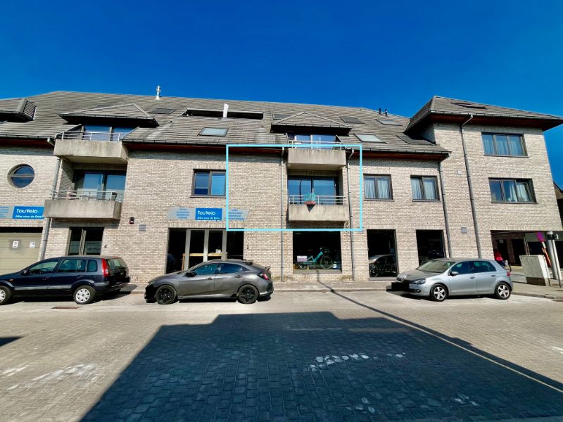 TWEESLAAPKAMER APPARTEMENT MET GARAGE foto {{pictureIndex}}