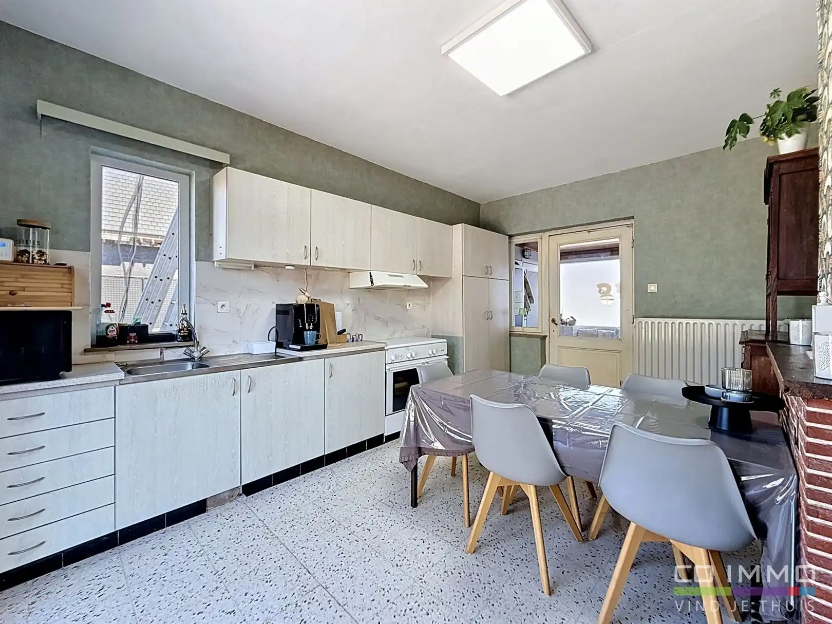 Verder te renoveren woning, 3 slpks, opp 10a 20ca foto 16