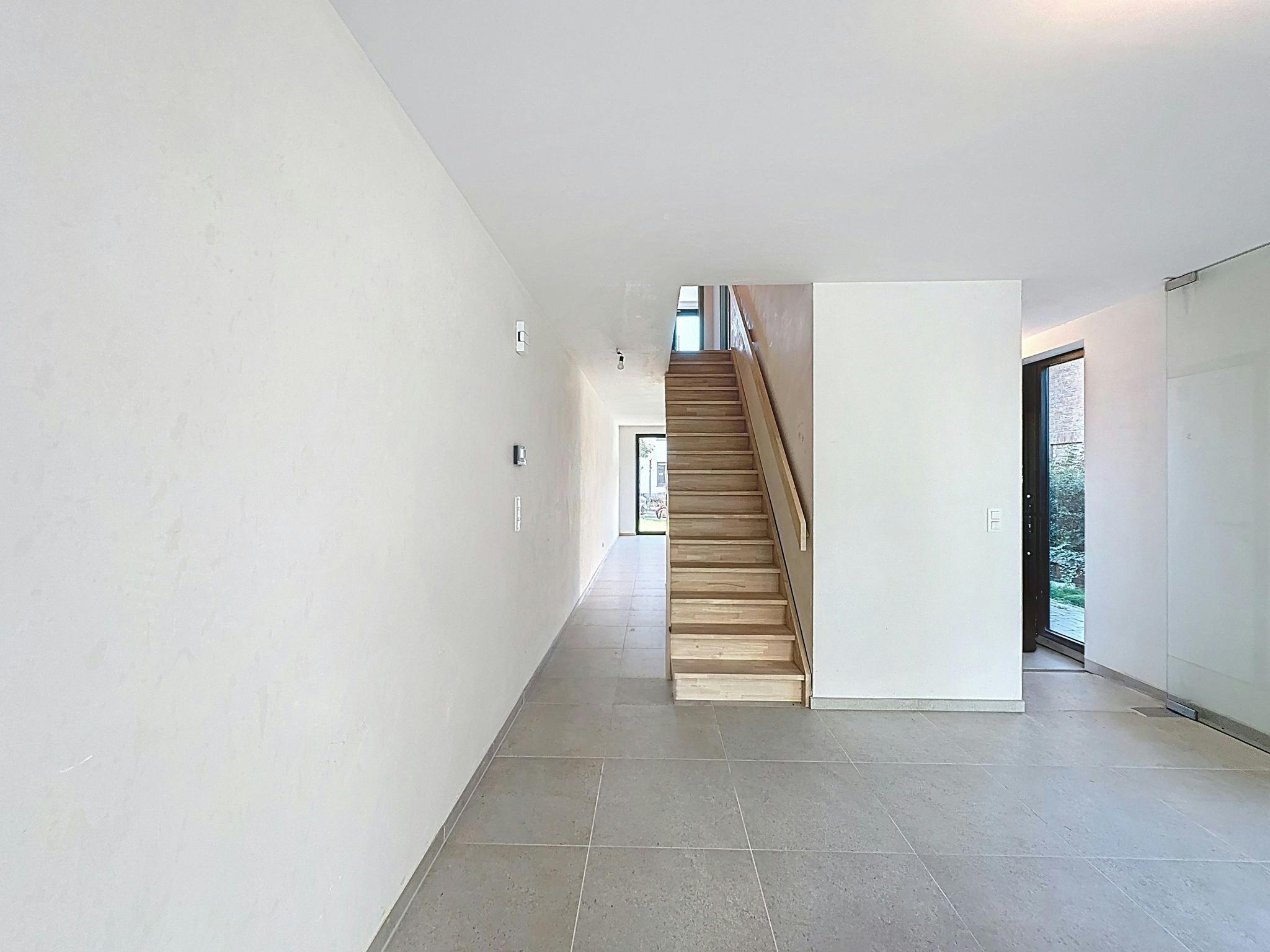 Nieuwbouwwoning met 3 slaapkamers te Sint-Michiels (Brugge) foto 3