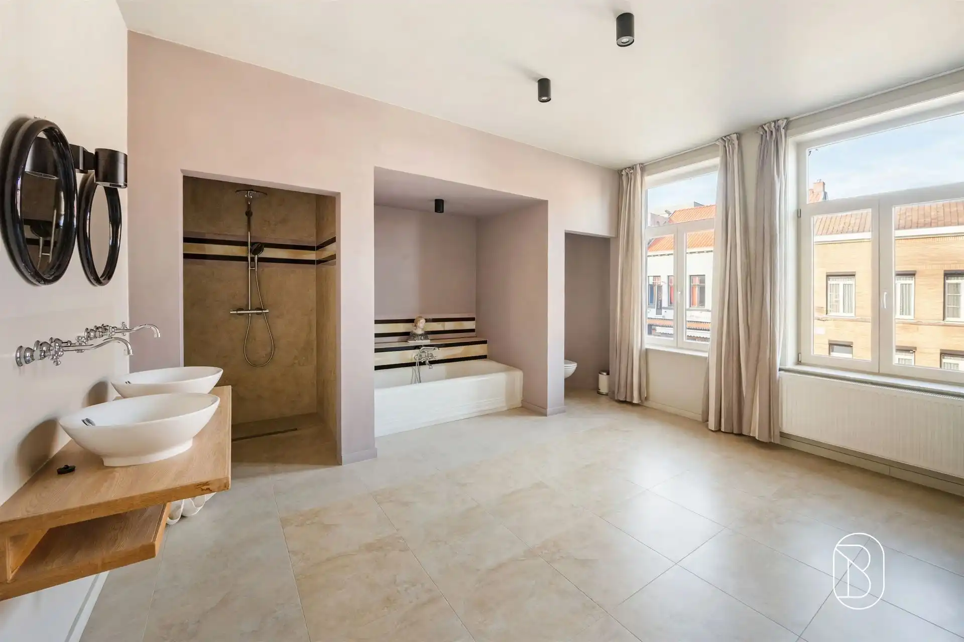 Uniek gelegen duplexappartement met 3 slpk & royaal terras! foto 11