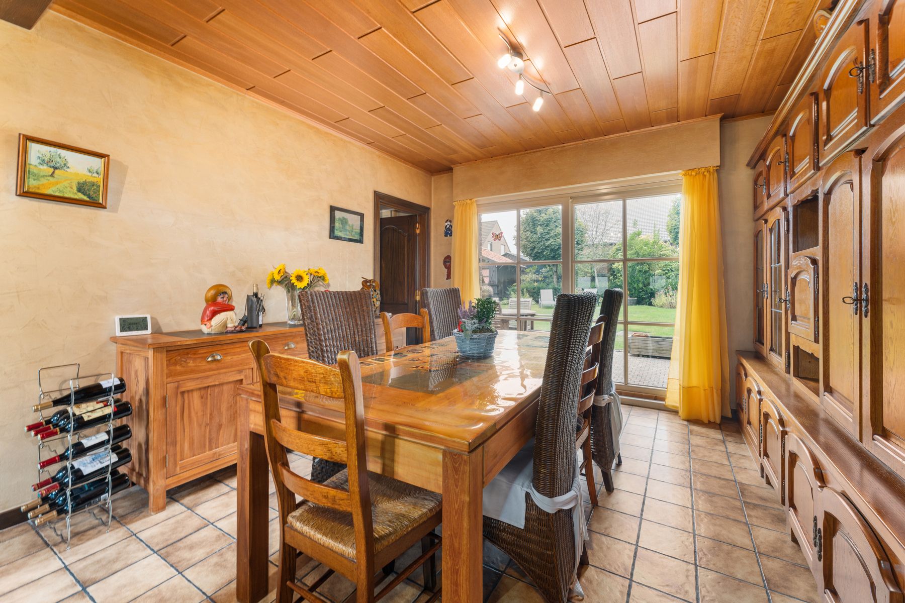 Vrijstaande woning met tuin op een rustige locatie foto 6