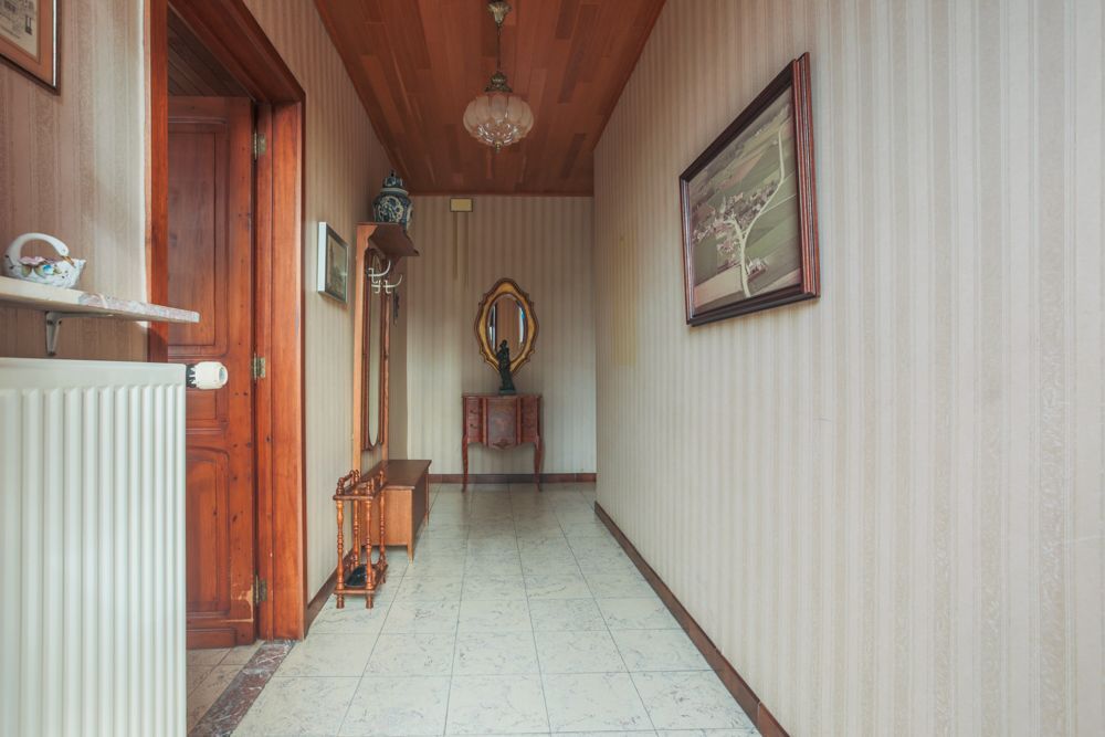 Hoeve met stallen op 3780 m² aan de grens met Elsegem foto 12