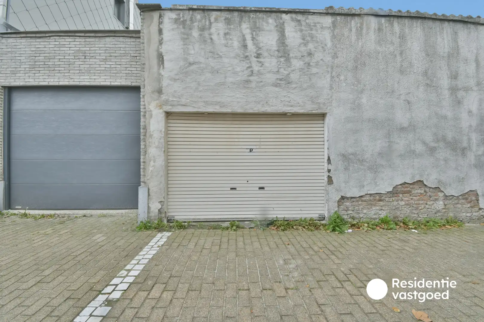 Kleine garagebox/berging in centrum van Oudenburg foto 4