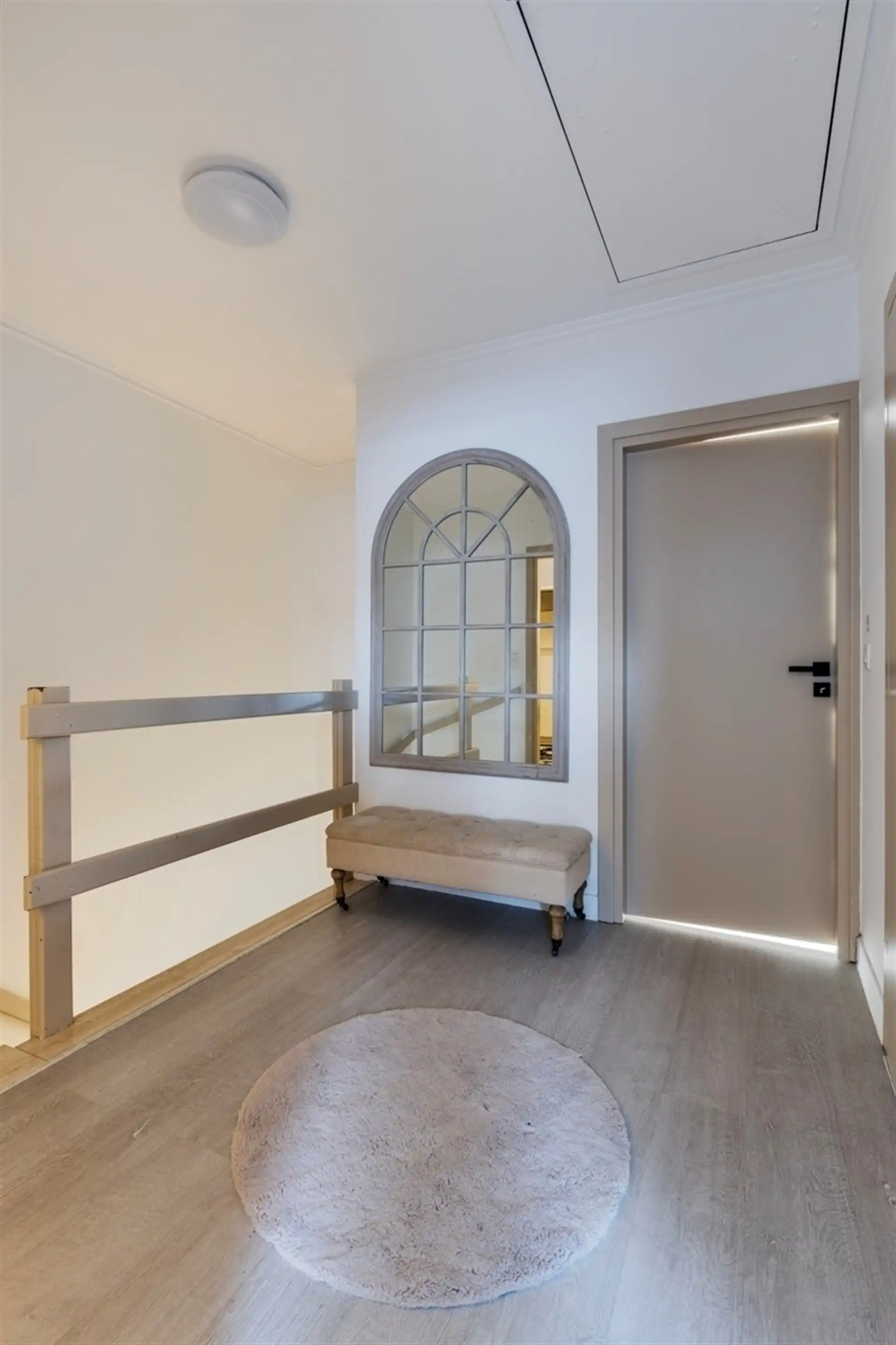 Ruim duplexappartement met 3 slaapkamers foto 8