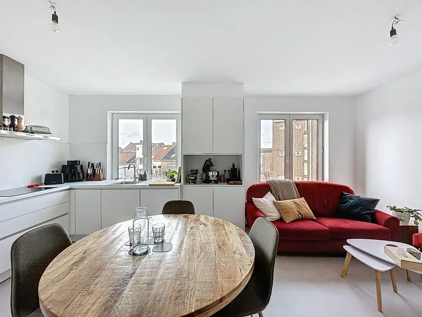 Karaktervol hoekpand met garage op toplocatie in Kessel-Lo! foto 17