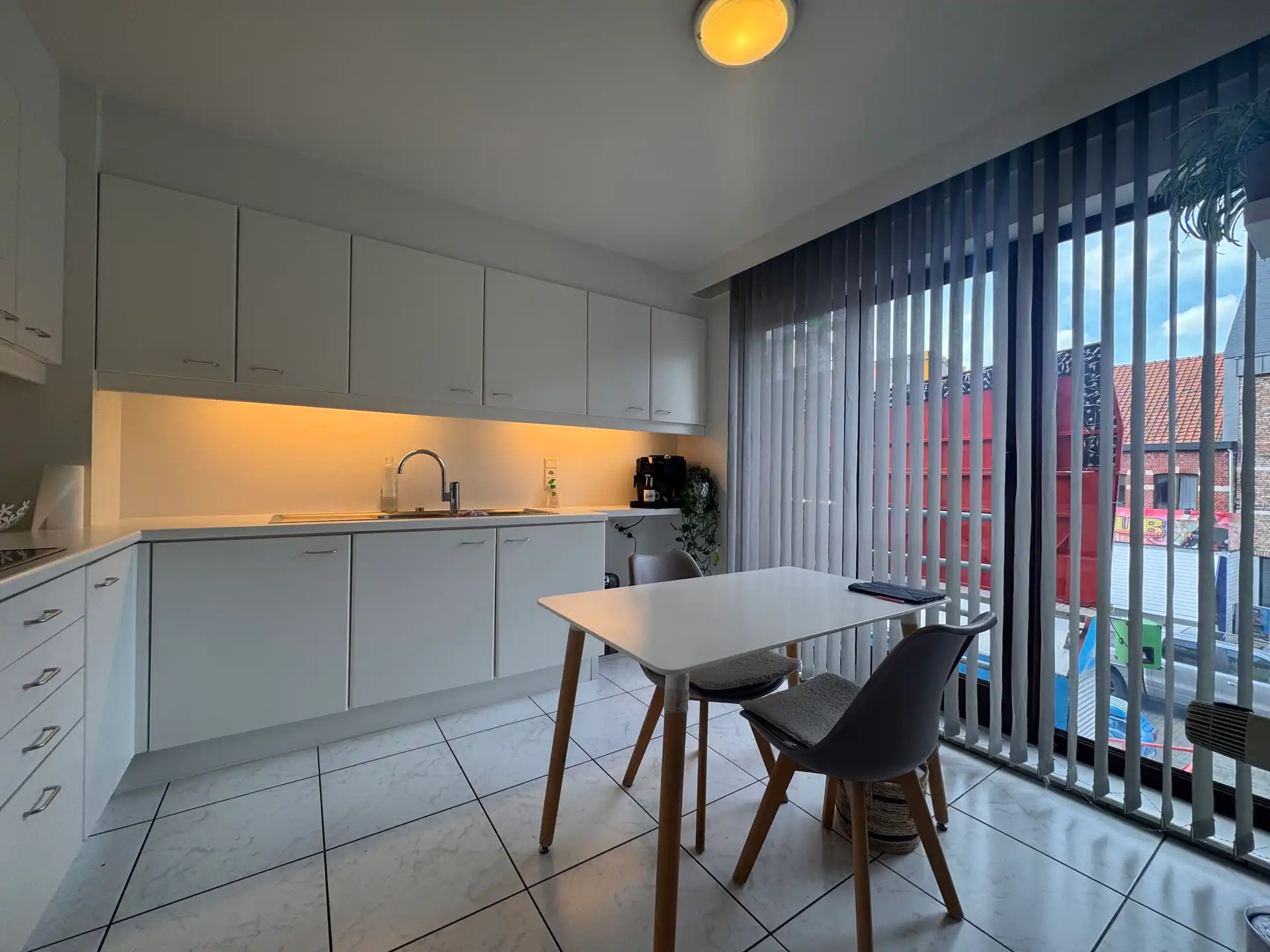 Ruim appartement met groot terras te Aarschot foto 5