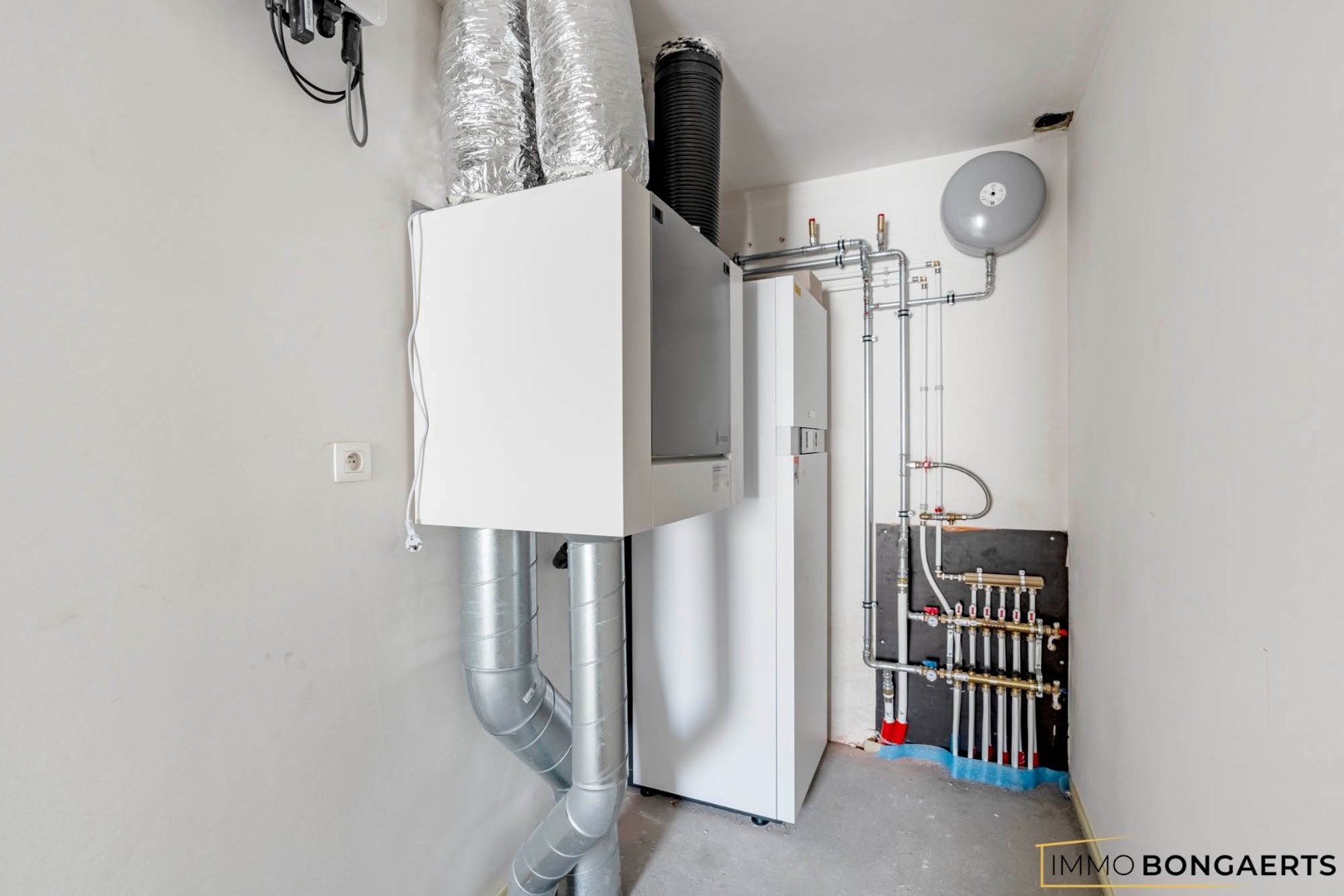Moderne woning met drie slaapkamers  foto 22