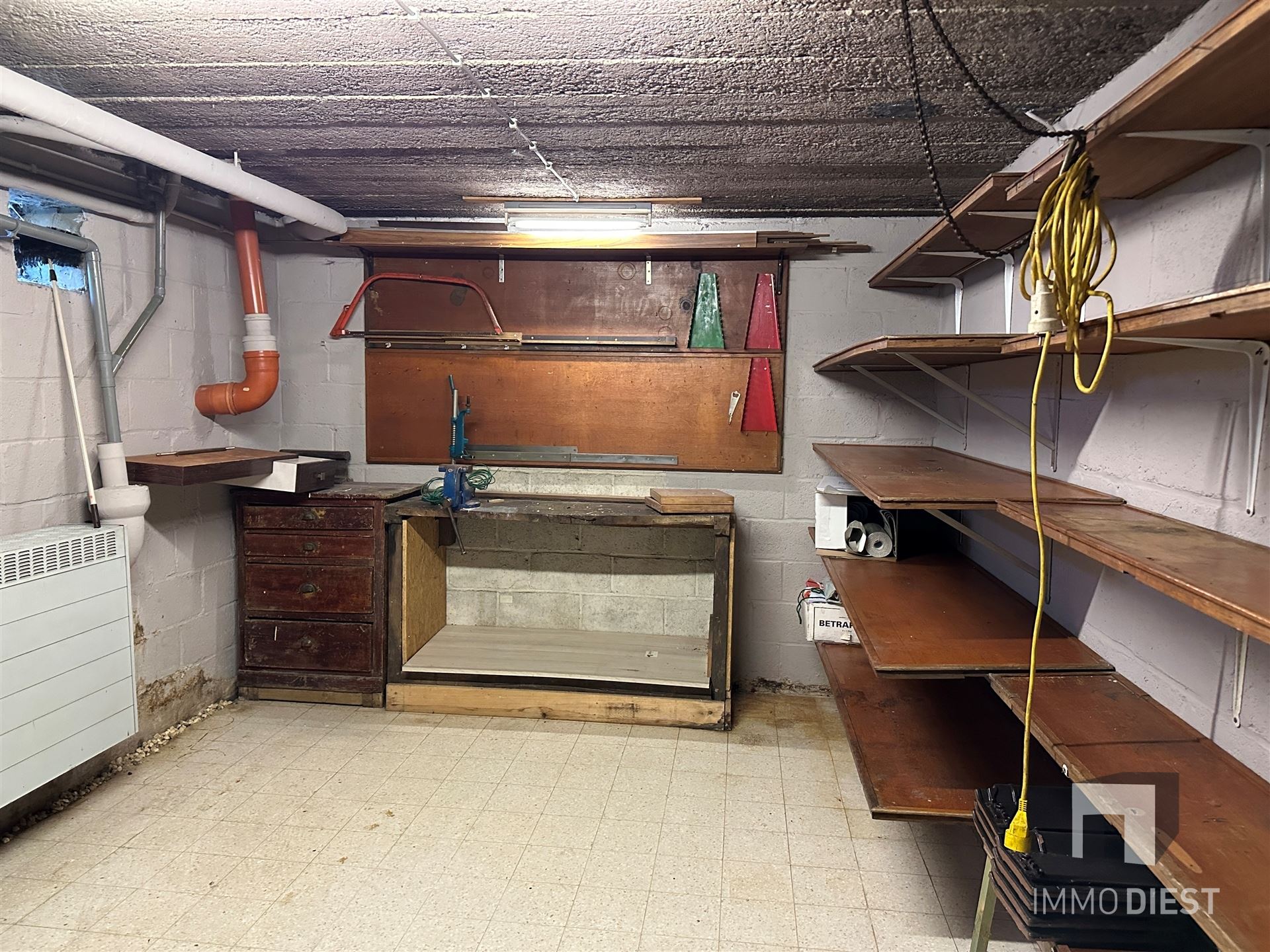 Knappe woning met 4 tot 5 slaapkamers foto 29