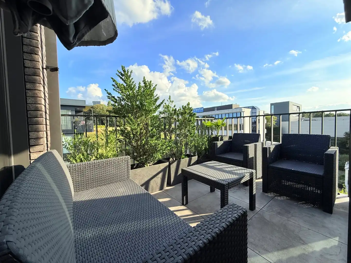 Tweeslaapkamerappartement op toplocatie met parkeerplaatsen foto 14