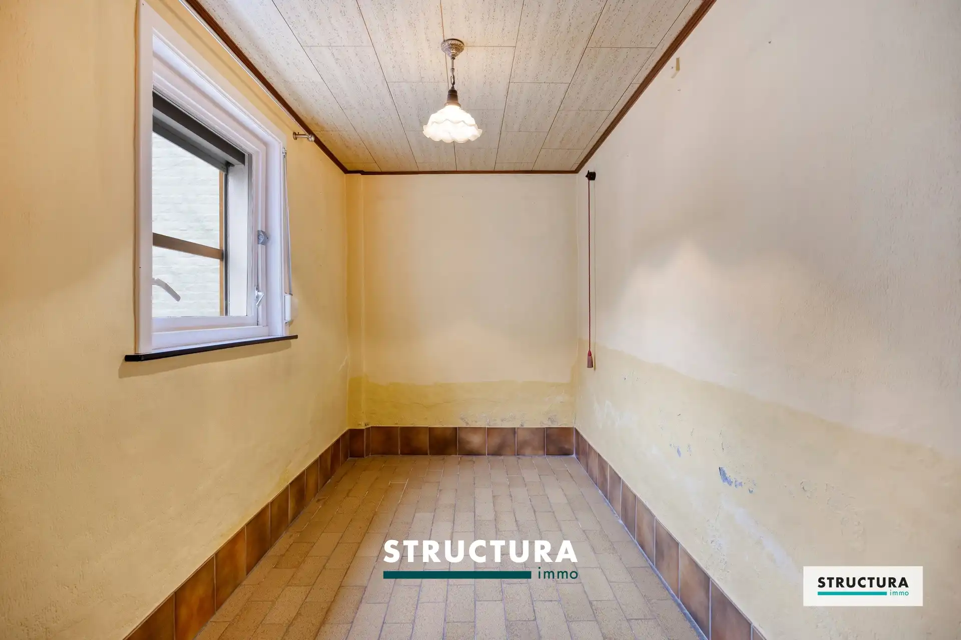 Woning met tuin en garage/atelier, gelgen in alle rust! foto 20