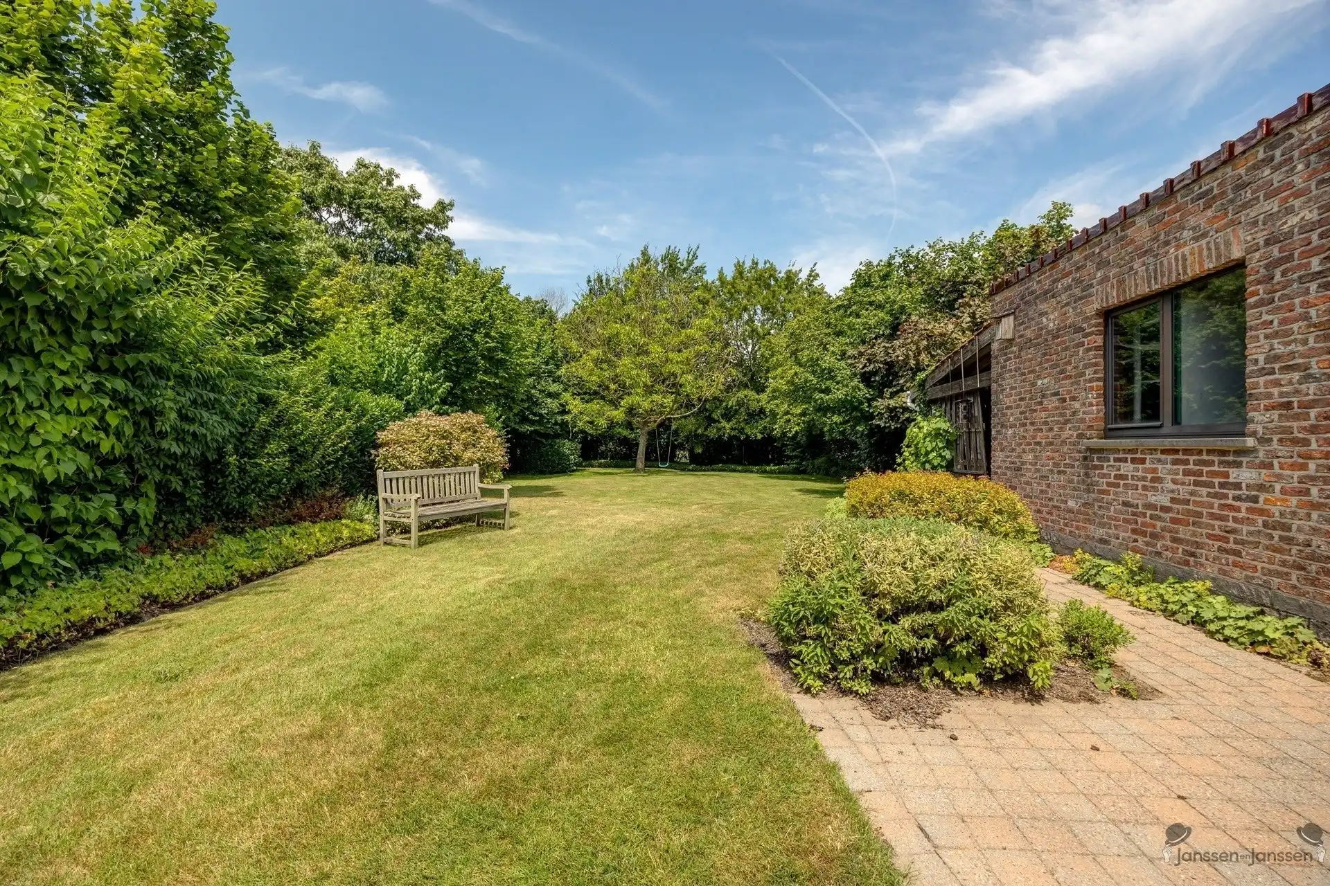 Landelijke woning met grote tuin op topligging foto 4