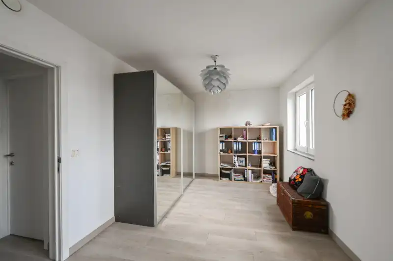 RECENTE ENERGIEZUINIGE RIJWONING MET 3 SLAAPKAMERS AAN DE VAART - FORT 9 foto 17