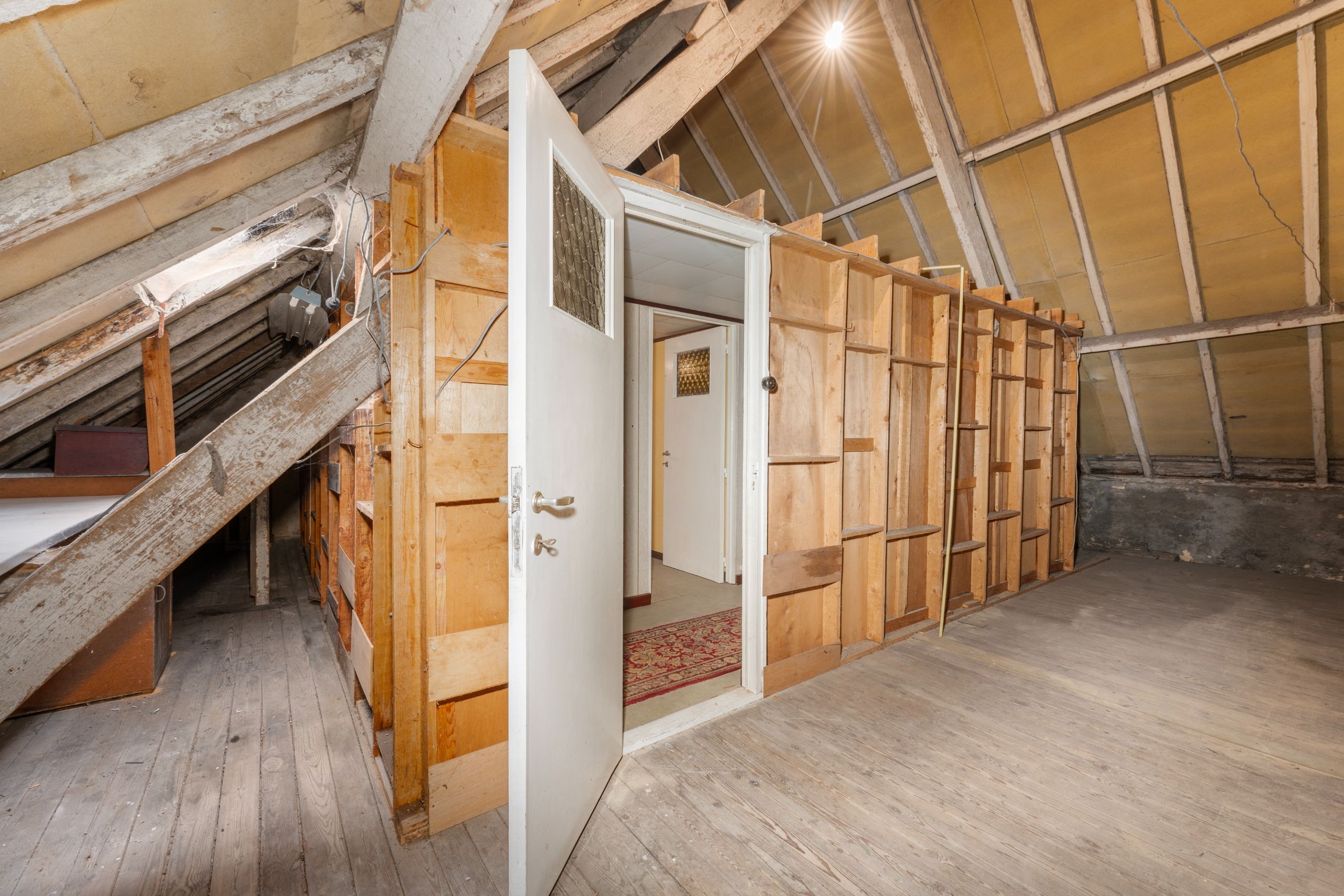 Te renoveren woning aan de rand van Deerlijk met zeer ruime garage op 262m2 foto 10