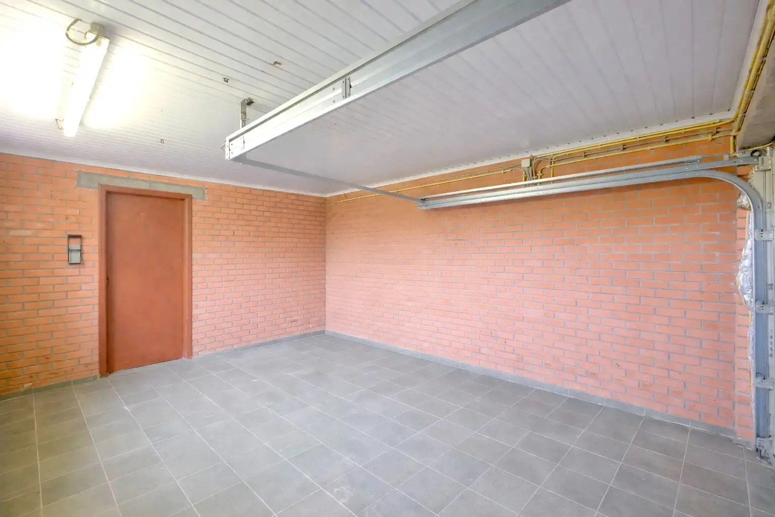 Rustig gelegen woning met 4 slpks en garage op perceel van 585 m²! foto 23