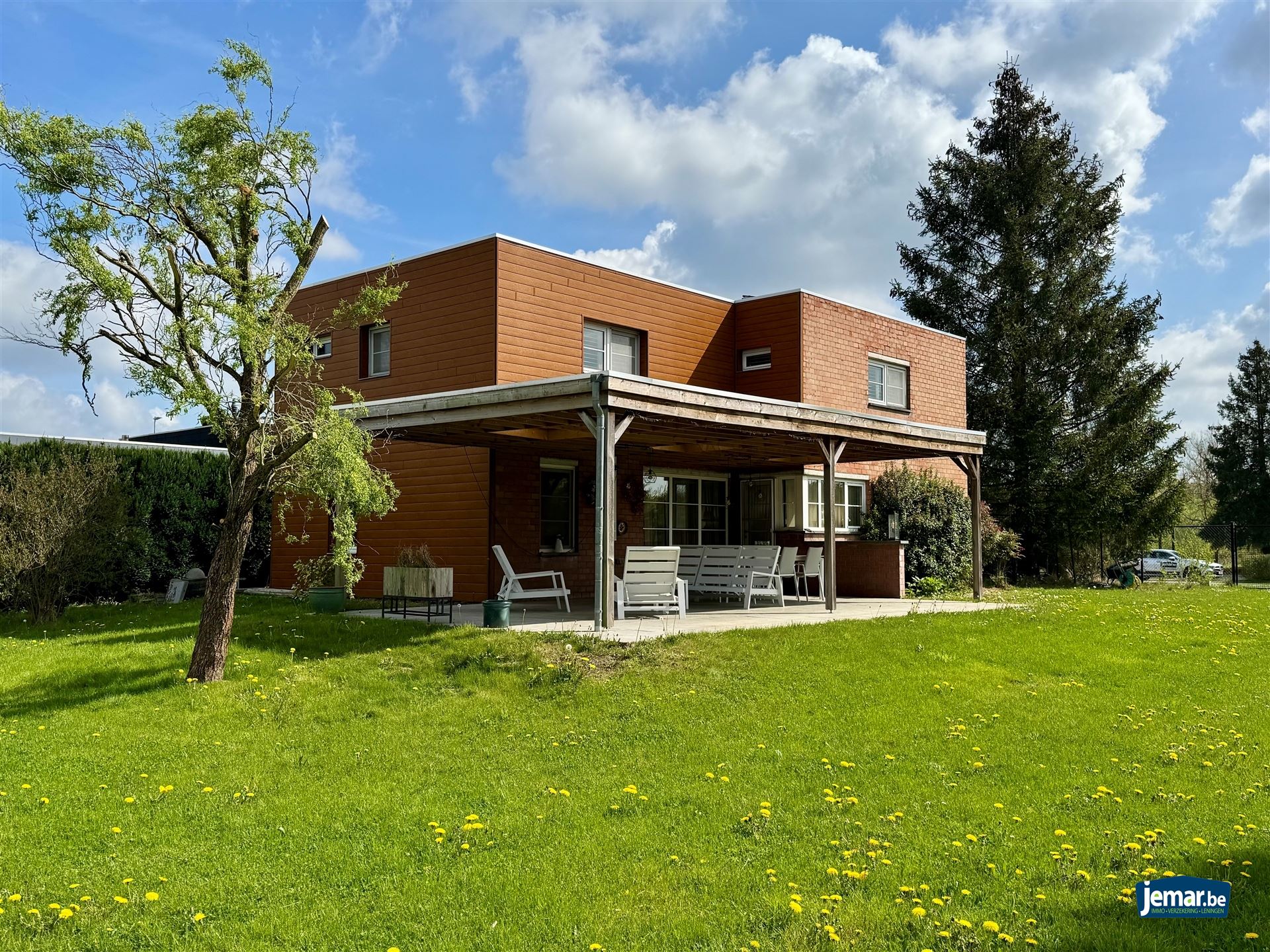 Huis foto {{pictureIndex}}