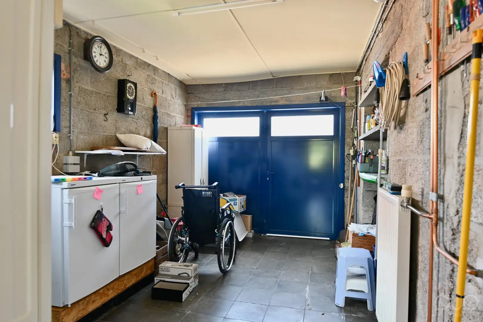Ruime halfopen gezinswoning met prachtige westgerichte tuin foto 11