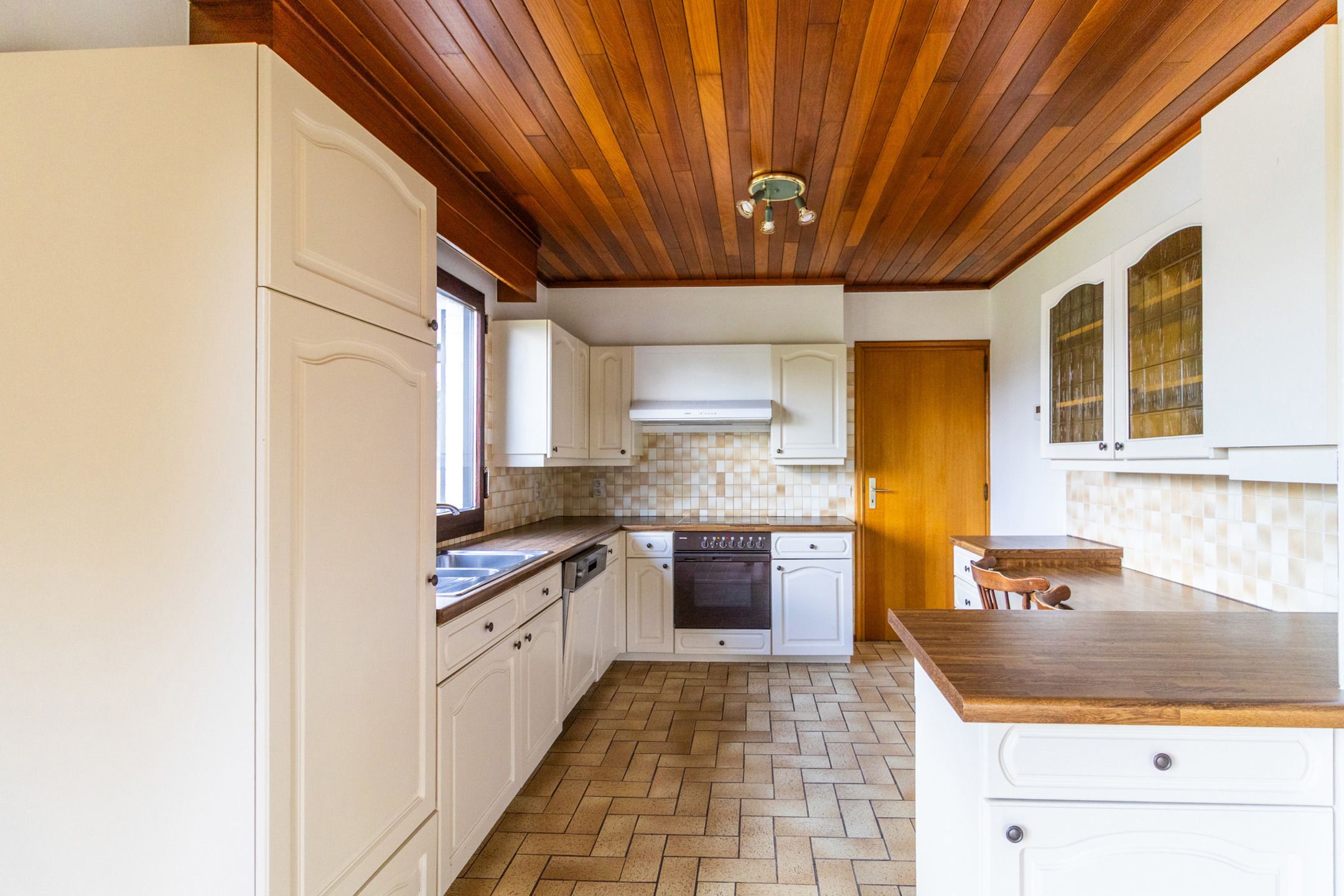 Mooie bungalow met 3 slaapkamers foto 5