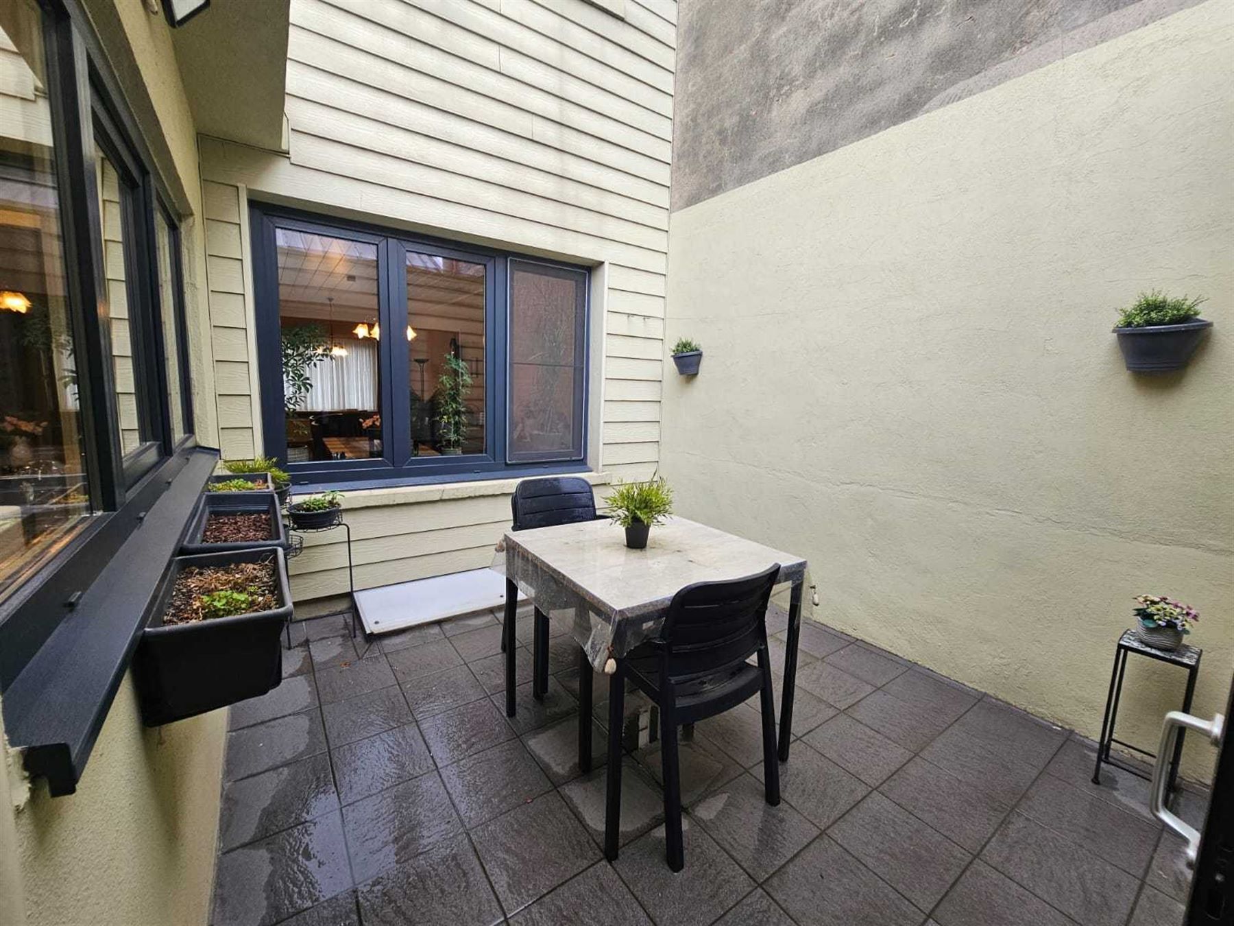 Bel-etage met ruime garage en atelier! foto 7