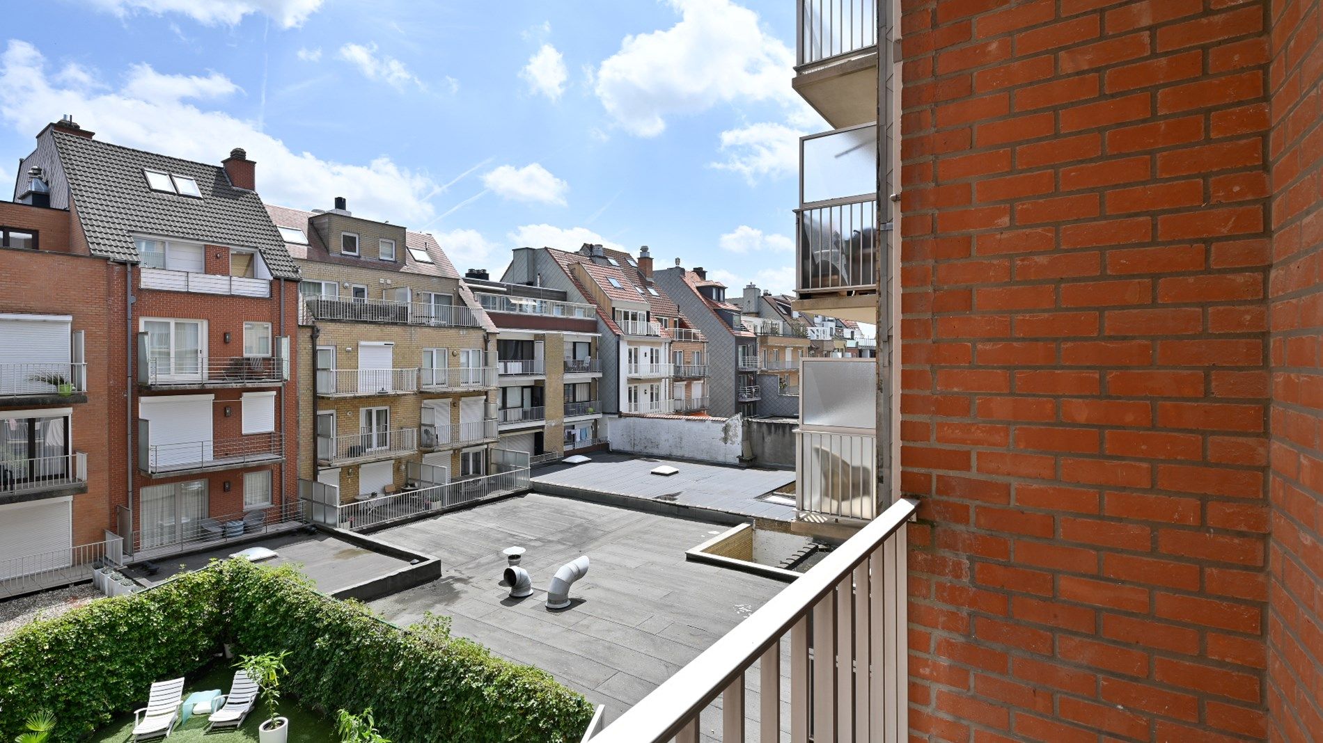 Subliem gerenoveerd appartement in centrum Knokke foto 20