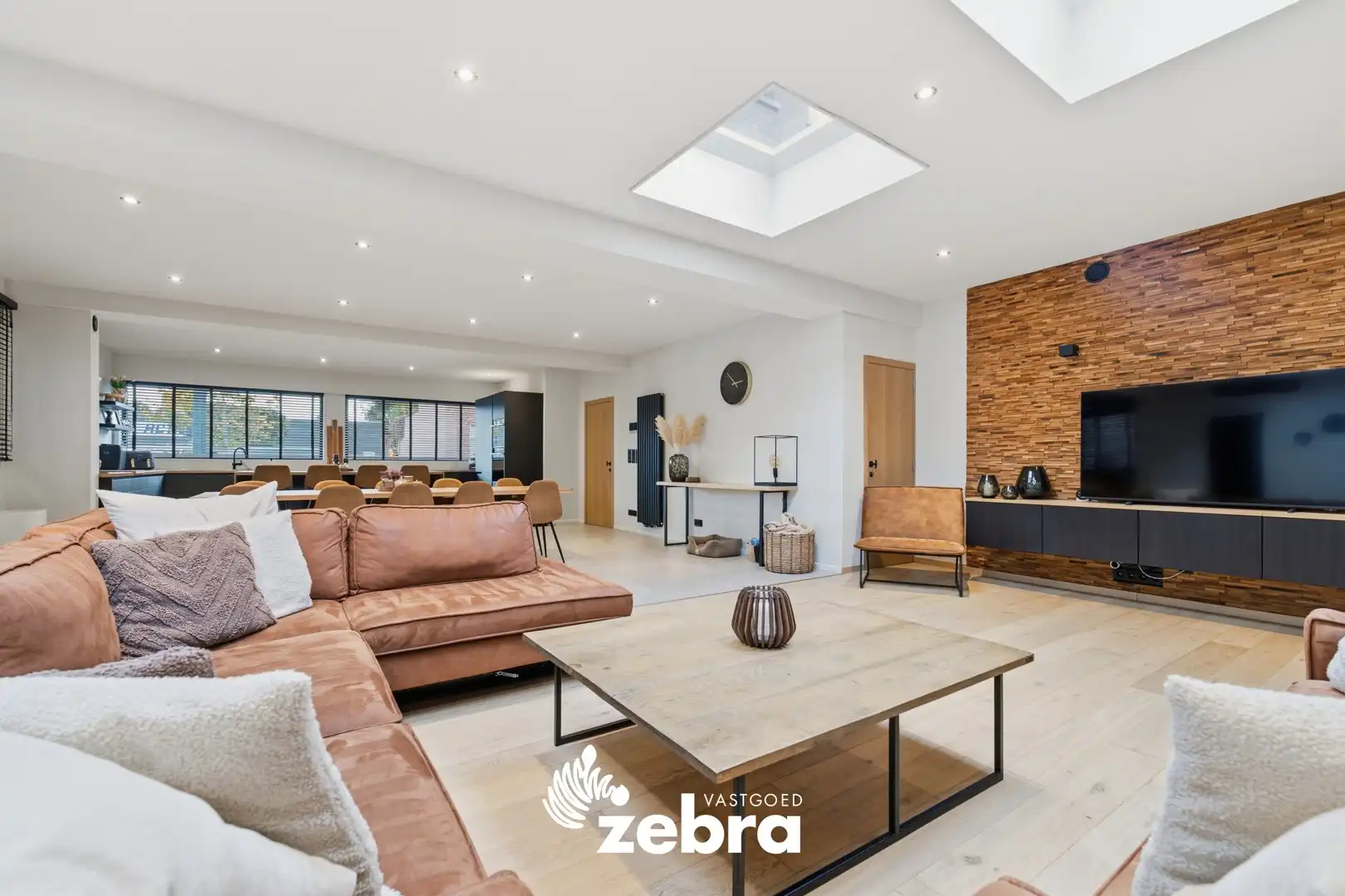 Instapklare woning met loods van ± 250 m² te Ingelmunster! foto 7