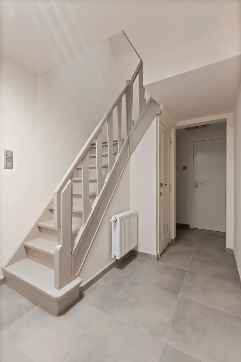 Instapklare centrum-woning pal bij centrum Buggenhout  foto 6