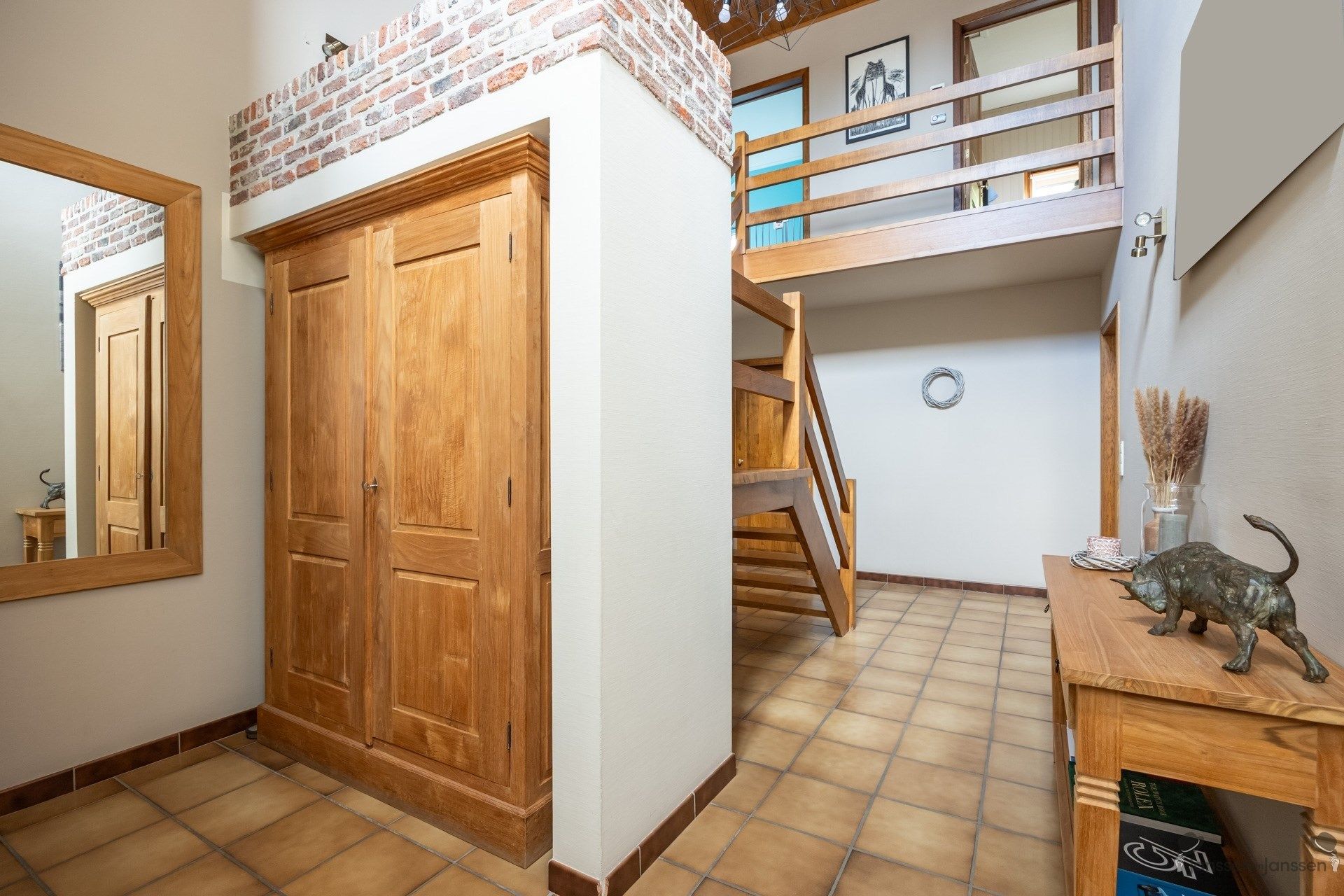 Rustig Gelegen Ruime Villa op 1411m² foto 7