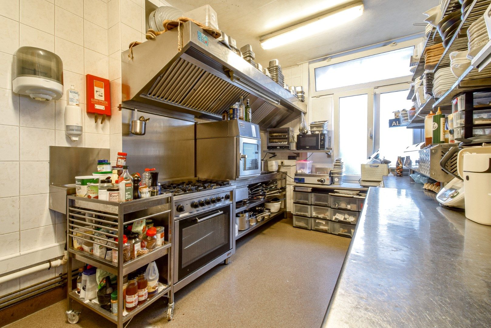 Horecazaak met woonst foto 8