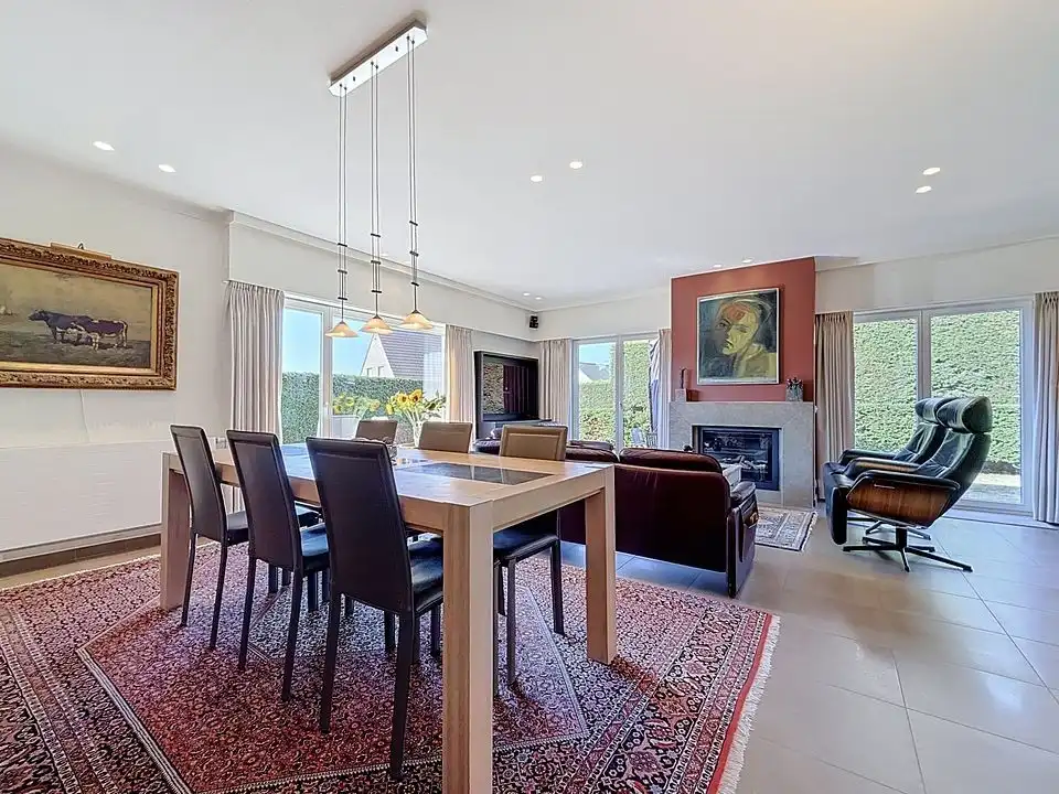 Kom levenslang genieten aan zee in deze instapklare gelijkvloerse villa op uitzonderlijke toplocatie in Oostduinkerke! foto 11